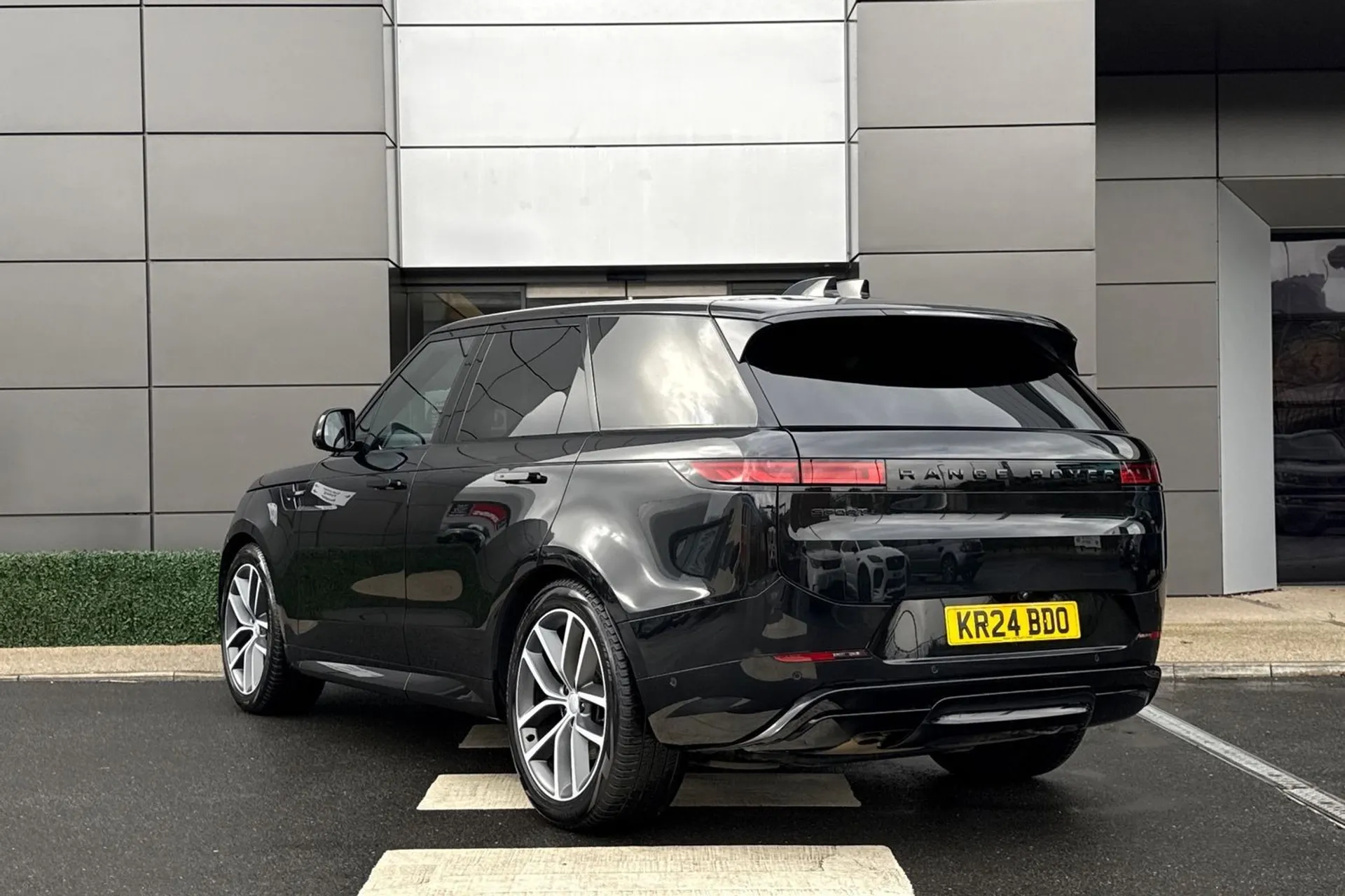 LAND ROVER RANGE ROVER SPORT thumbnail image number 16