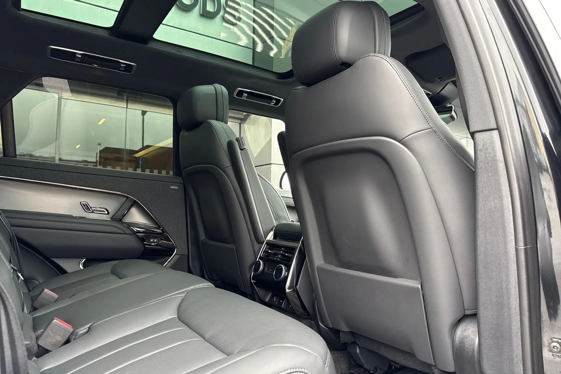 LAND ROVER RANGE ROVER SPORT thumbnail image number 47