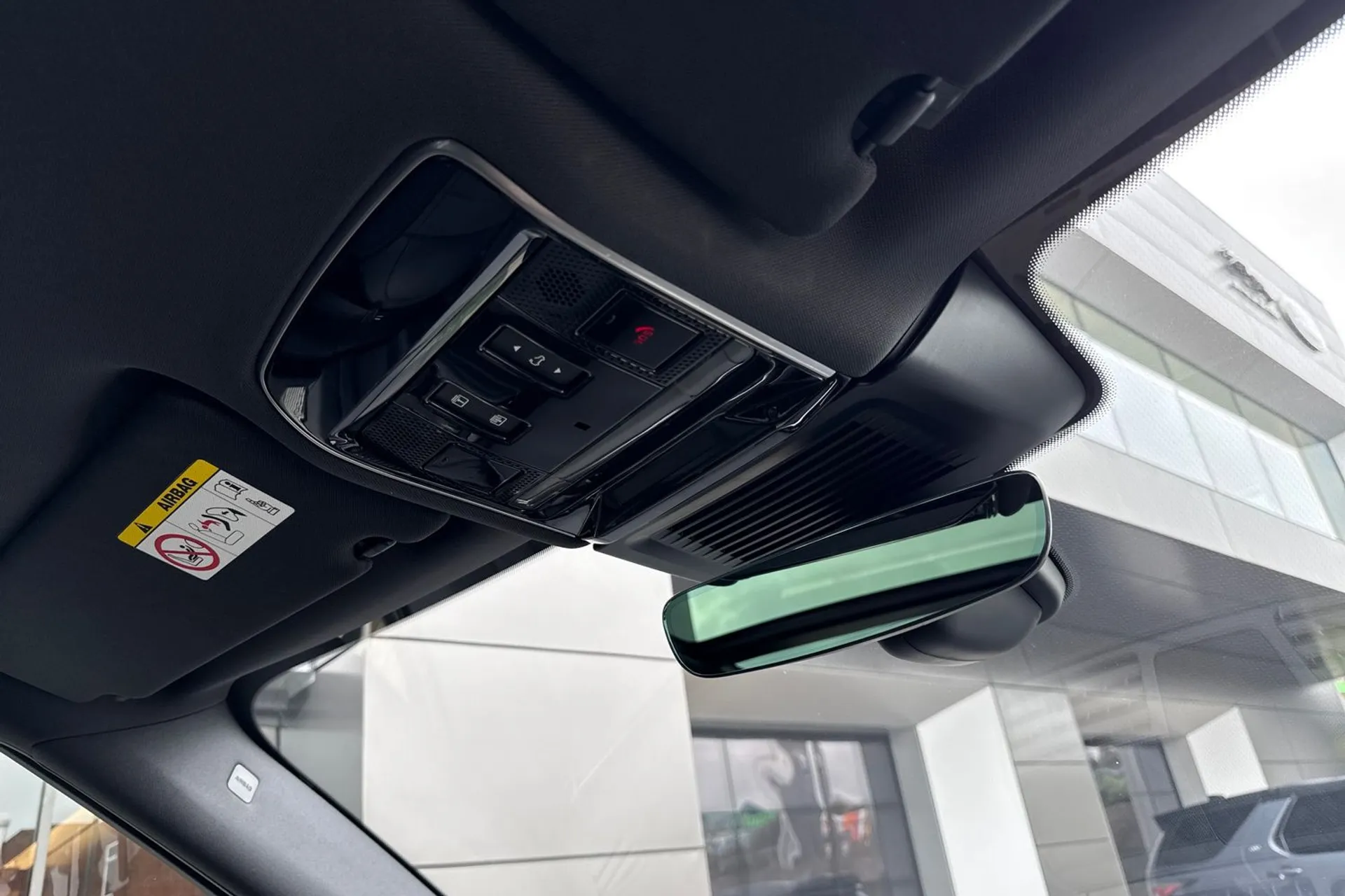 LAND ROVER RANGE ROVER SPORT thumbnail image number 58