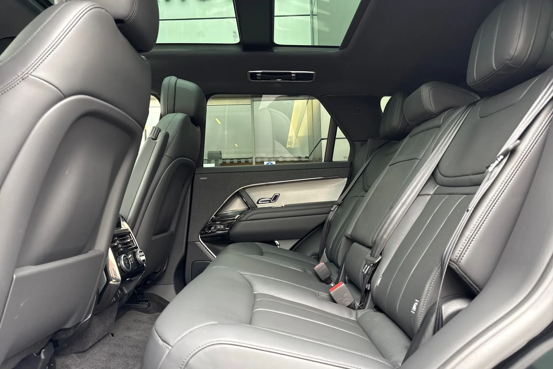 LAND ROVER RANGE ROVER SPORT thumbnail image number 57