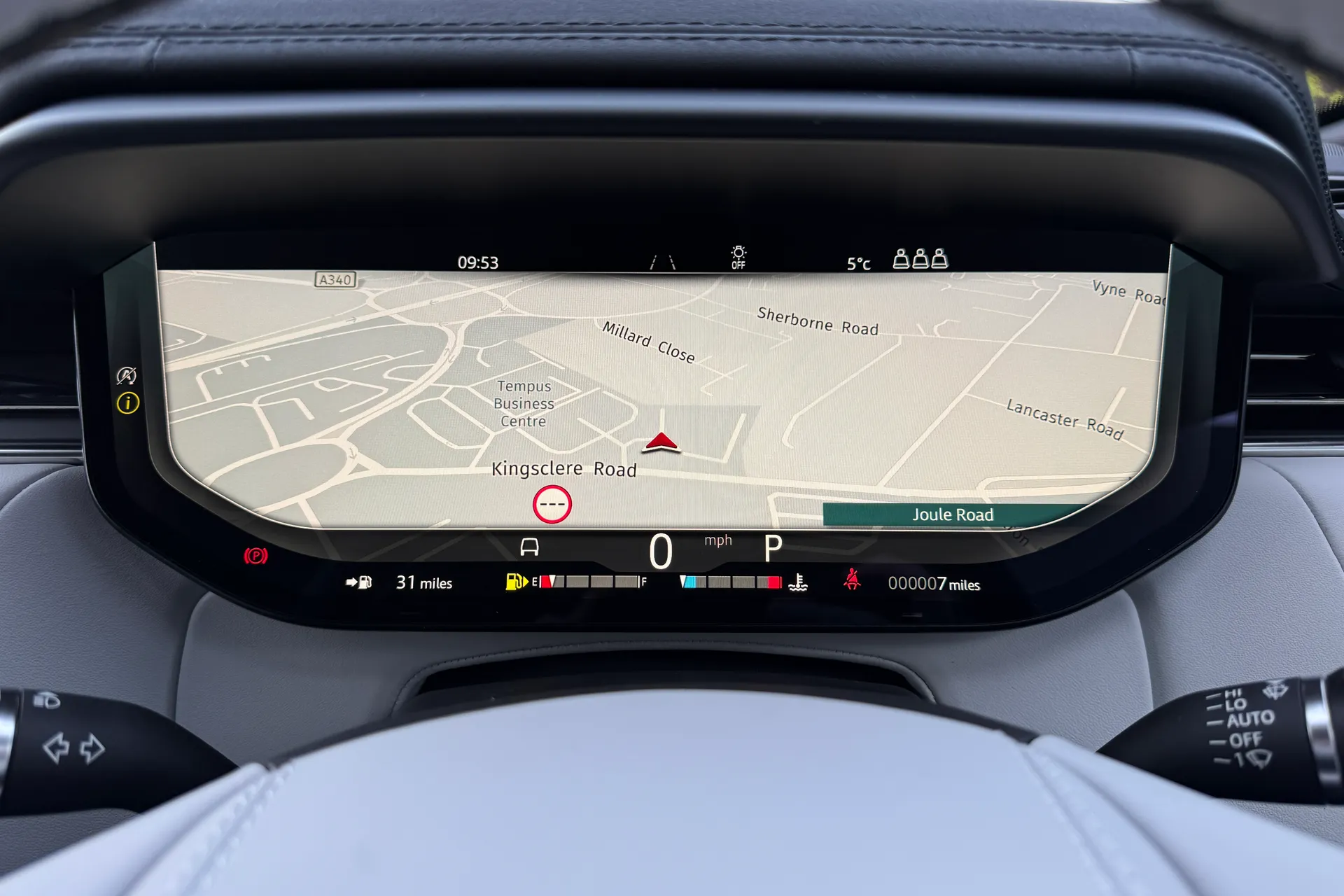 LAND ROVER RANGE ROVER SPORT thumbnail image number 16