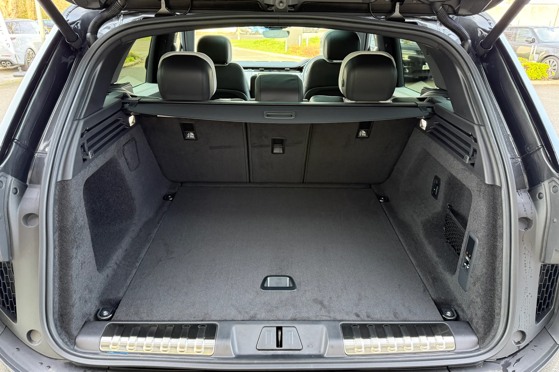 LAND ROVER RANGE ROVER SPORT thumbnail image number 10