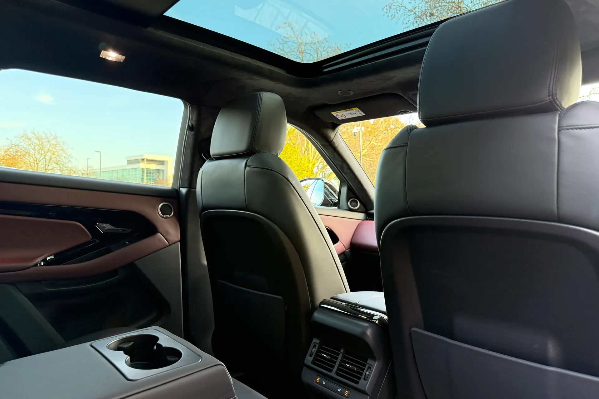 LAND ROVER RANGE ROVER EVOQUE thumbnail image number 46