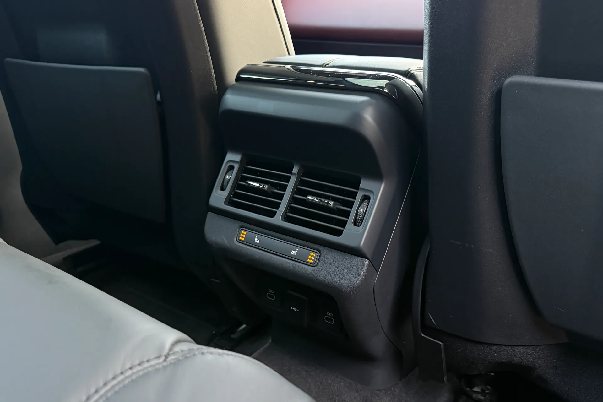 LAND ROVER RANGE ROVER EVOQUE thumbnail image number 47