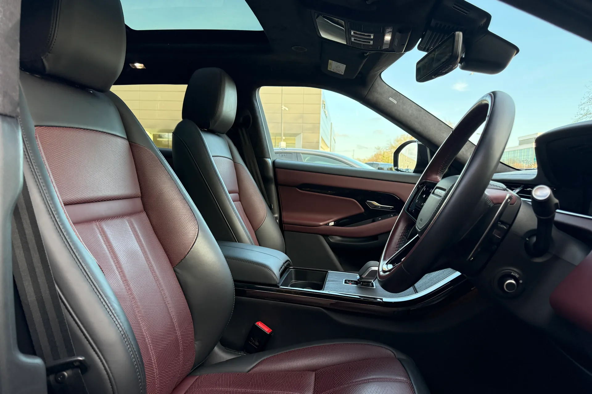 LAND ROVER RANGE ROVER EVOQUE thumbnail image number 49