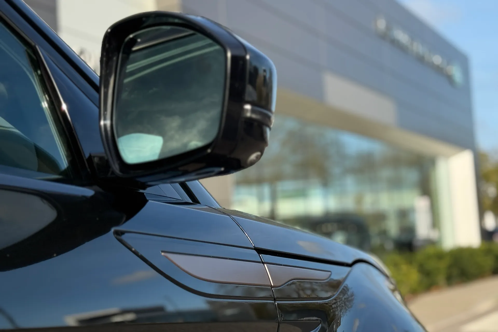 LAND ROVER RANGE ROVER EVOQUE thumbnail image number 16