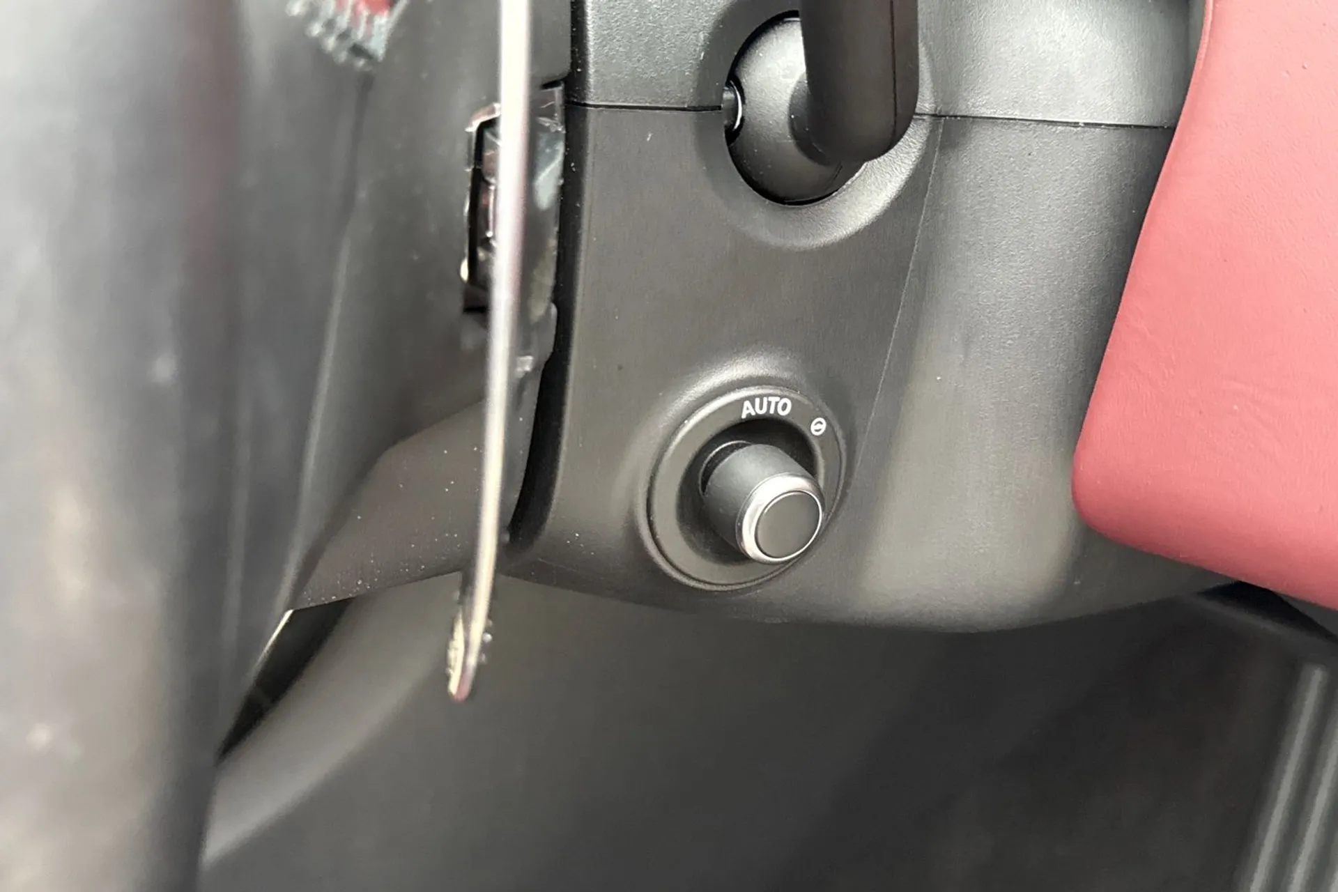 LAND ROVER RANGE ROVER EVOQUE thumbnail image number 19