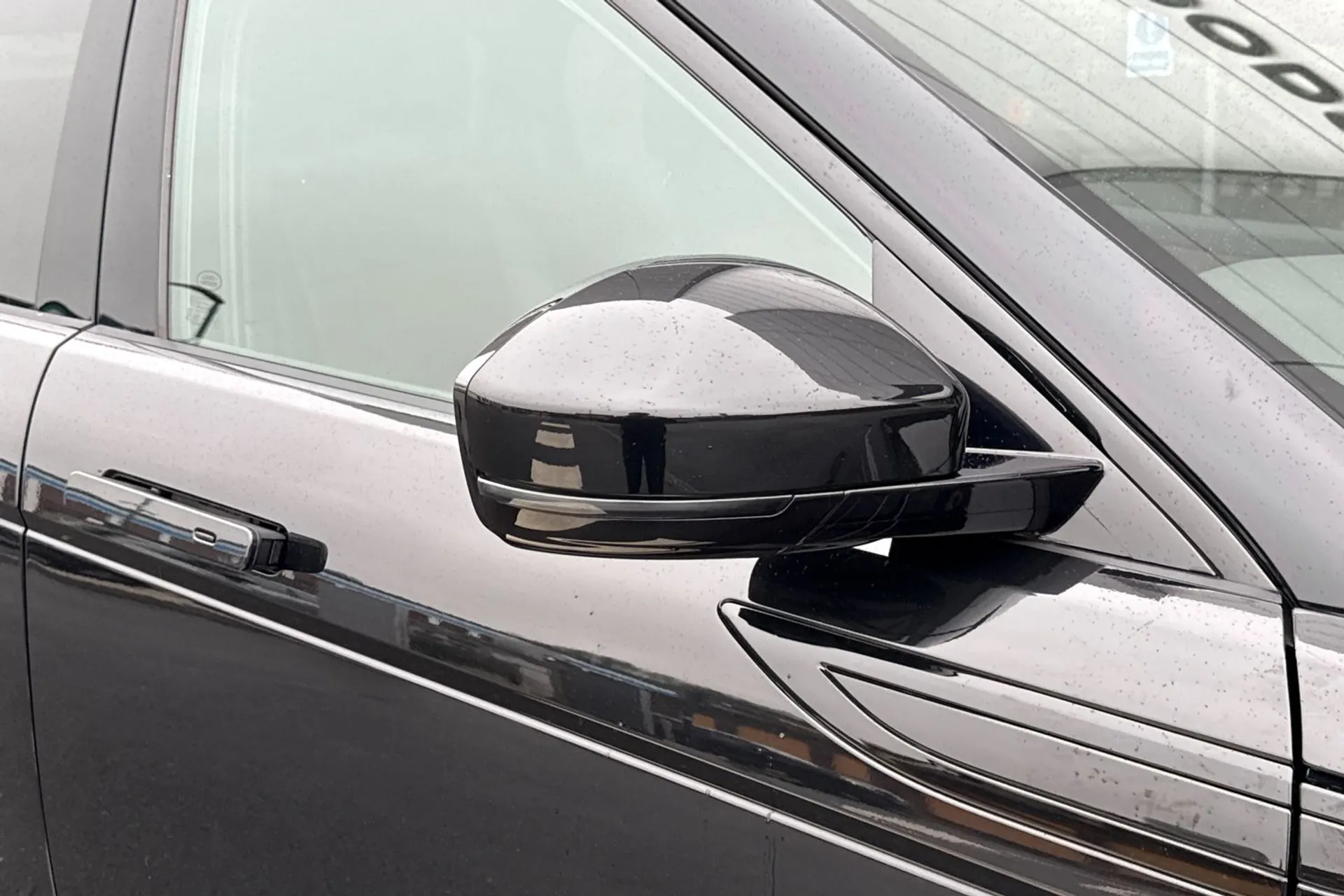 LAND ROVER RANGE ROVER EVOQUE thumbnail image number 35