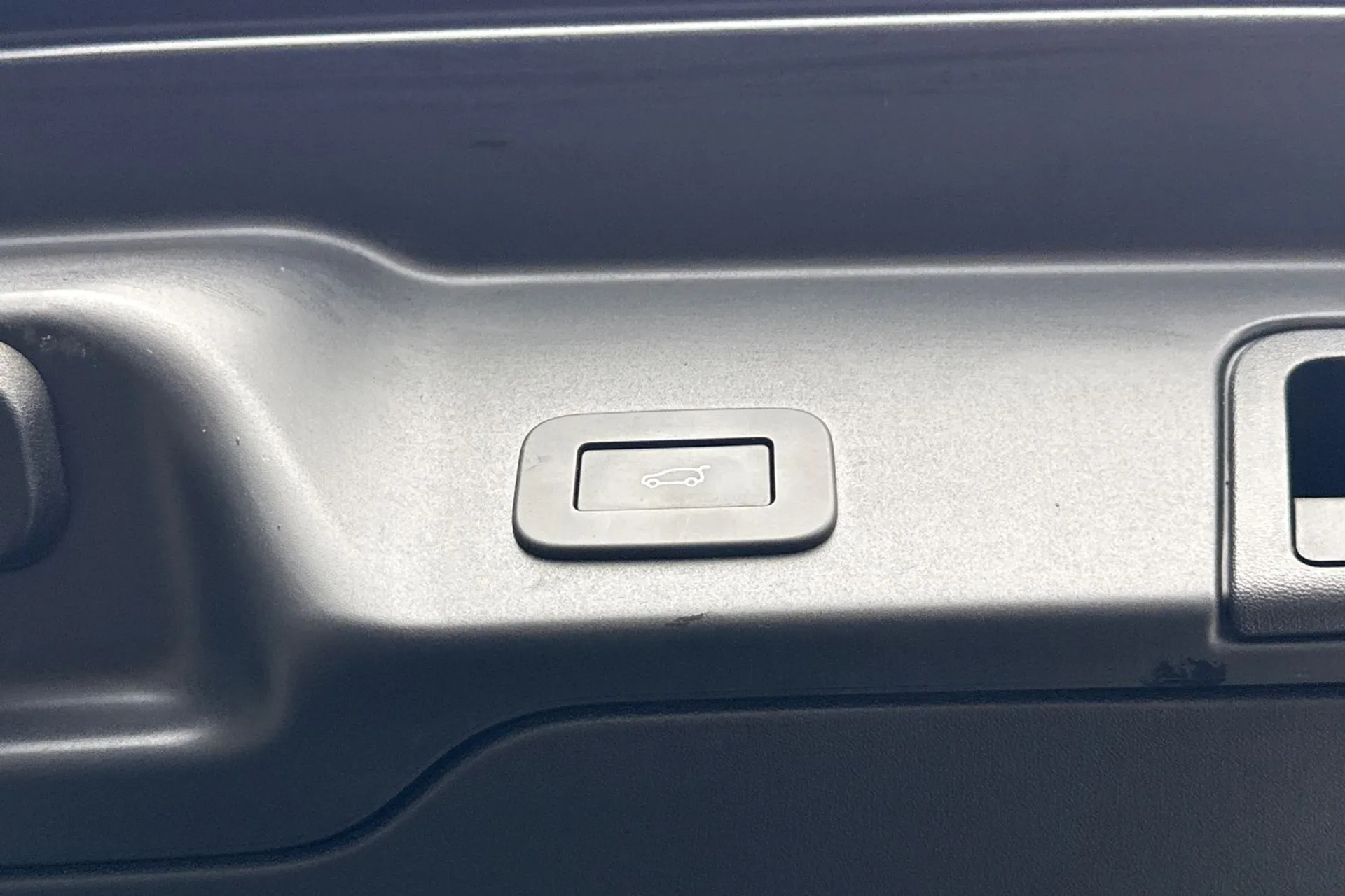 LAND ROVER RANGE ROVER EVOQUE thumbnail image number 47