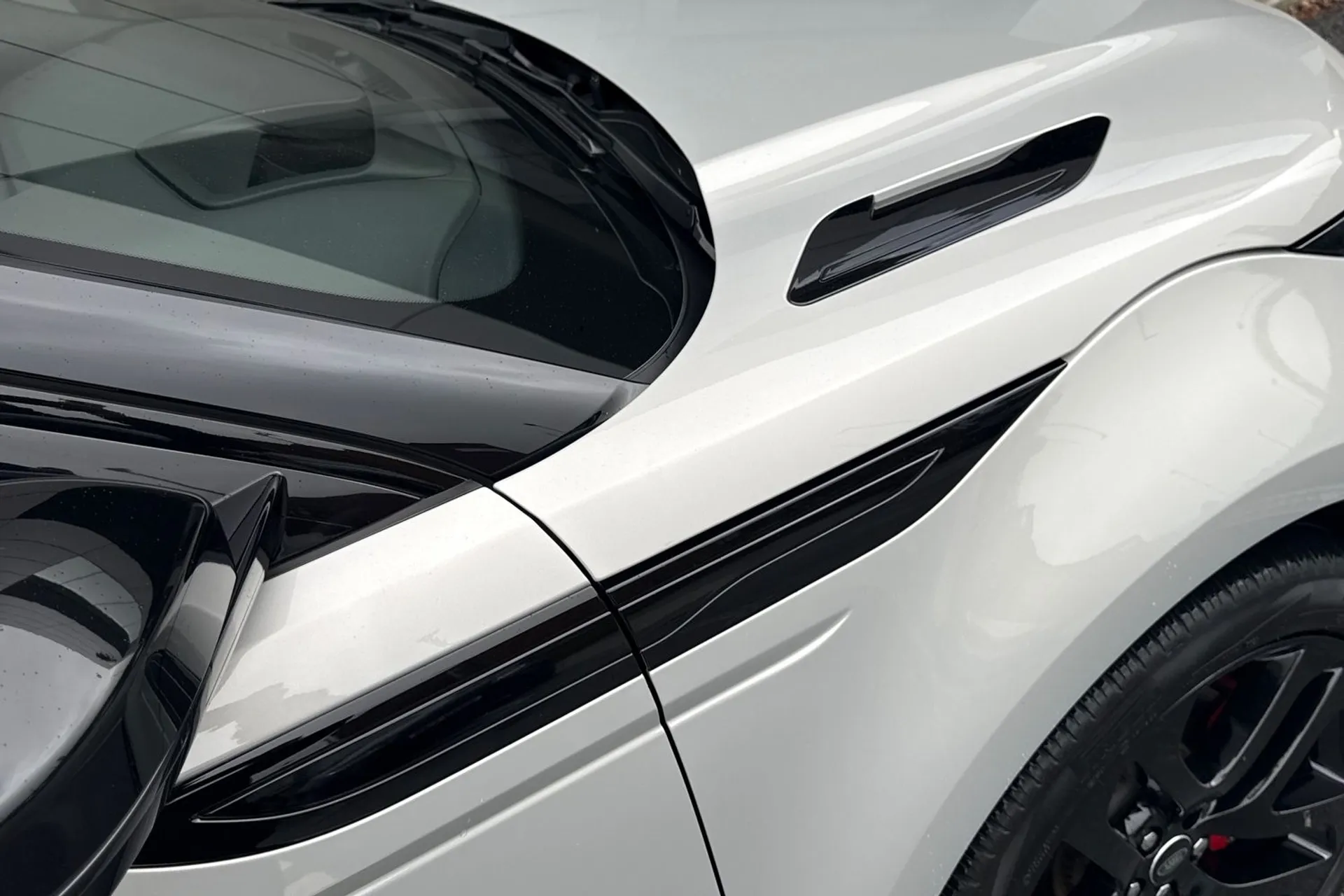 LAND ROVER RANGE ROVER EVOQUE thumbnail image number 21