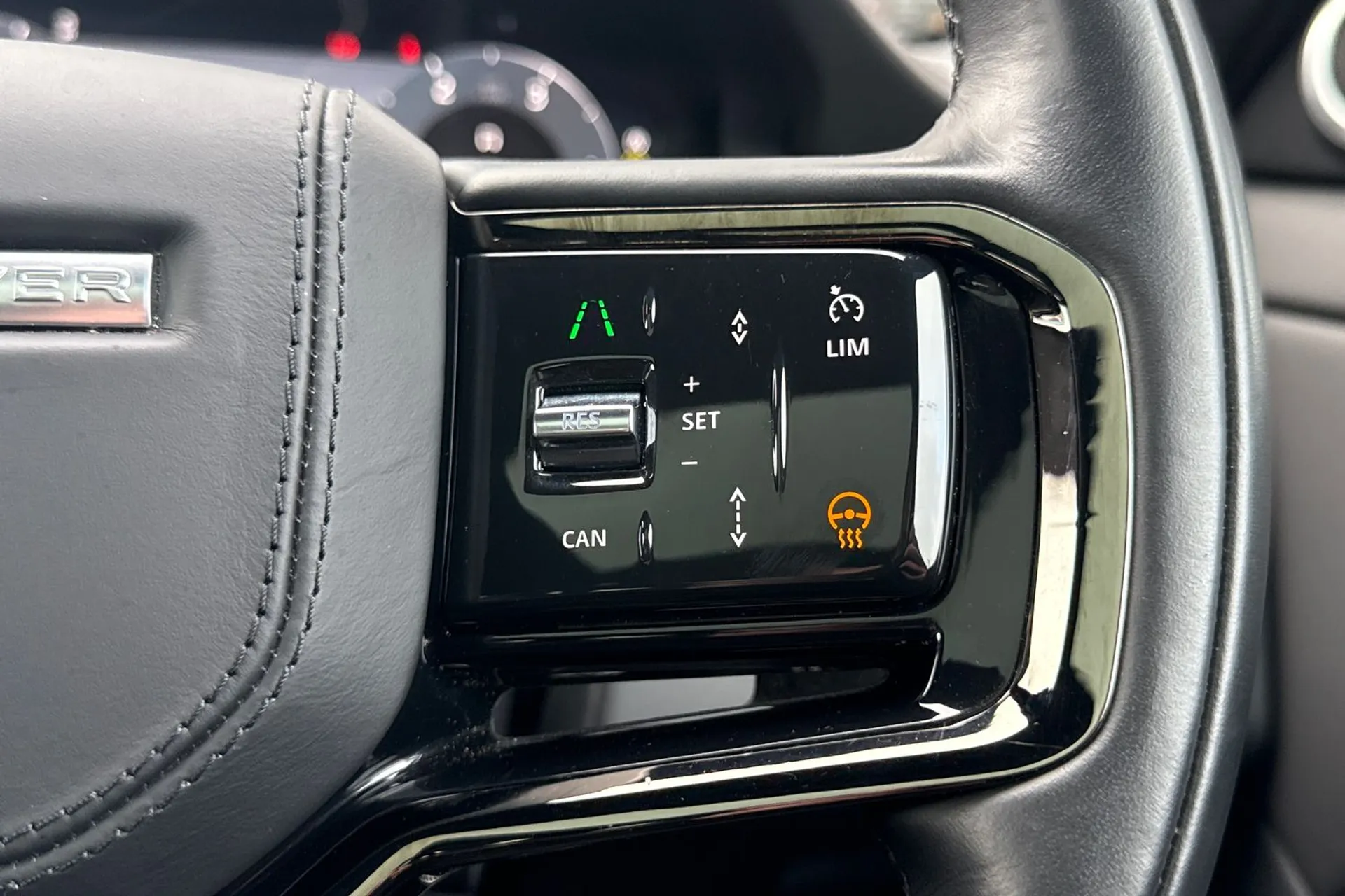 LAND ROVER RANGE ROVER EVOQUE thumbnail image number 44