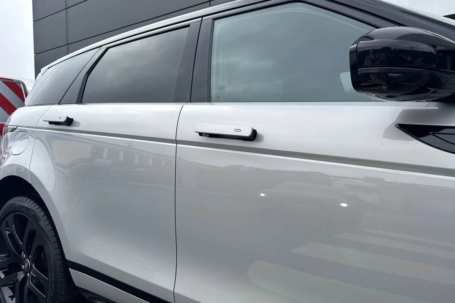 LAND ROVER RANGE ROVER EVOQUE thumbnail image number 34