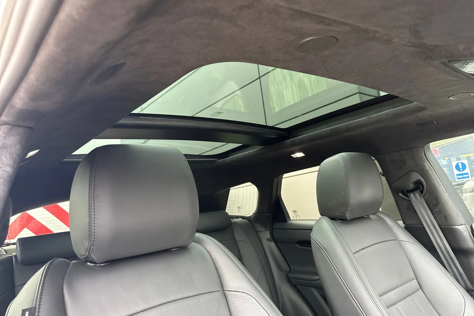 LAND ROVER RANGE ROVER EVOQUE thumbnail image number 14