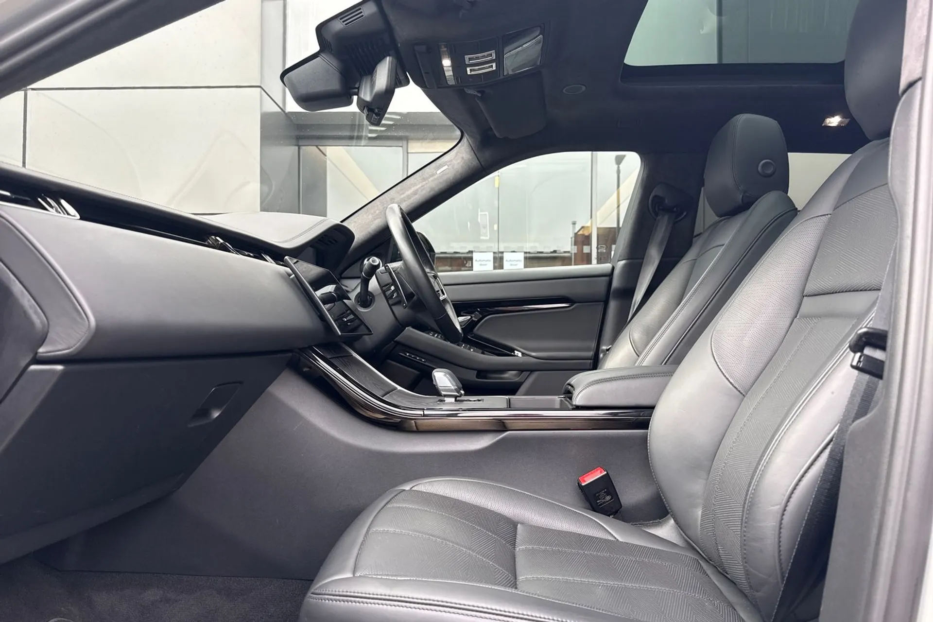 LAND ROVER RANGE ROVER EVOQUE thumbnail image number 59