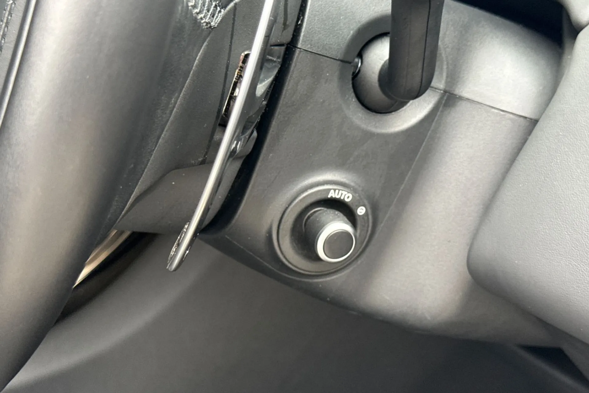 LAND ROVER RANGE ROVER EVOQUE thumbnail image number 30