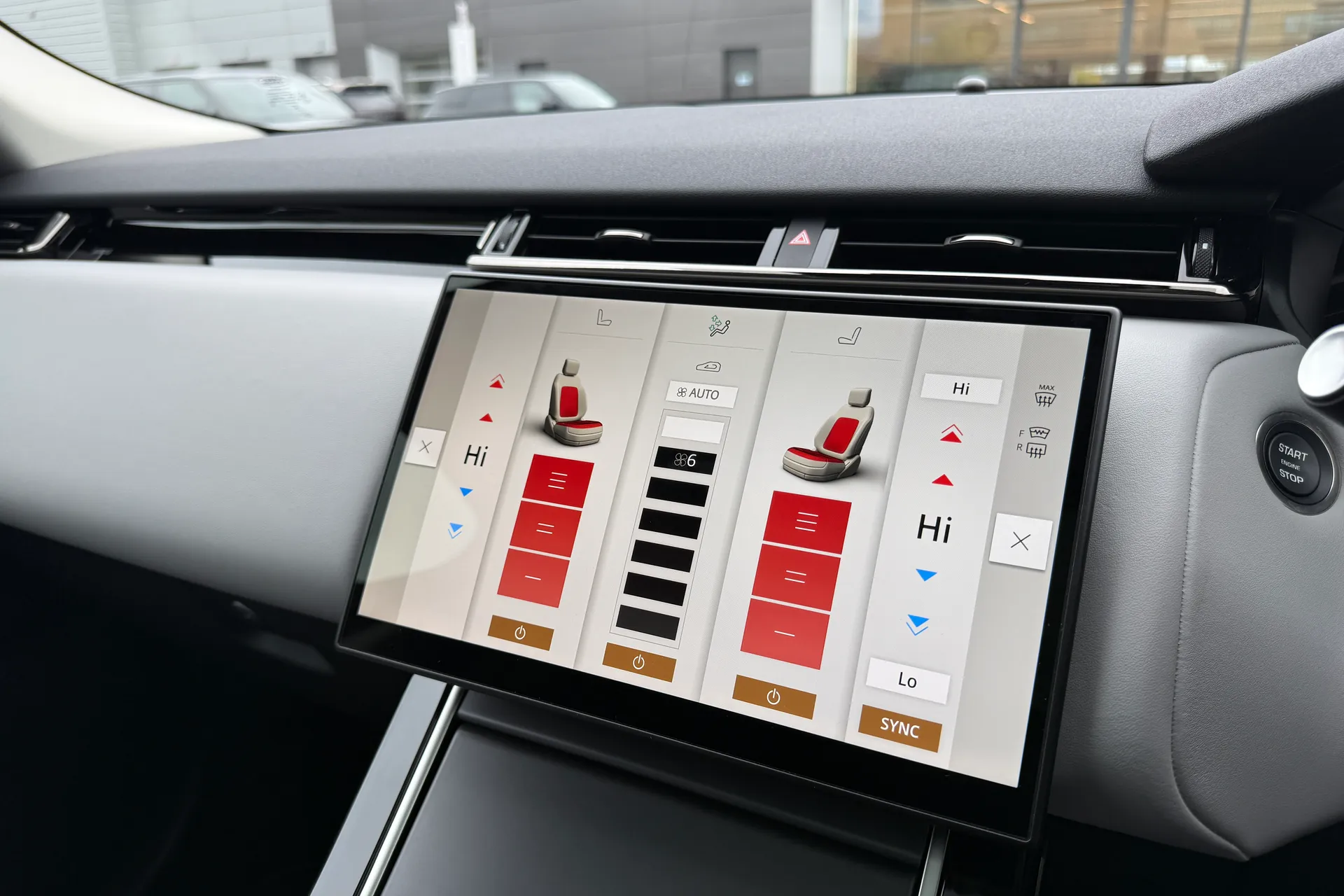 LAND ROVER RANGE ROVER VELAR thumbnail image number 50