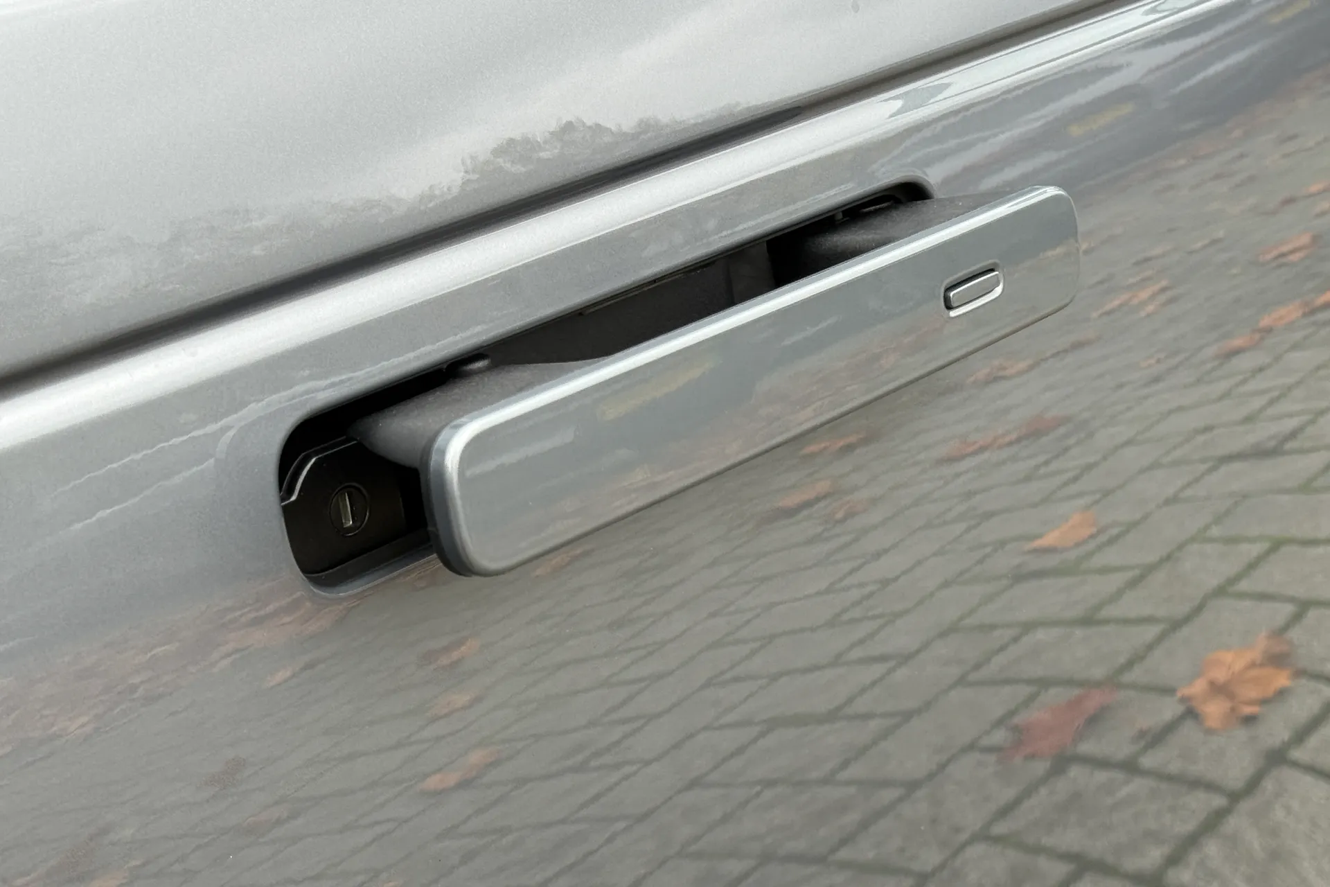 LAND ROVER RANGE ROVER VELAR thumbnail image number 20