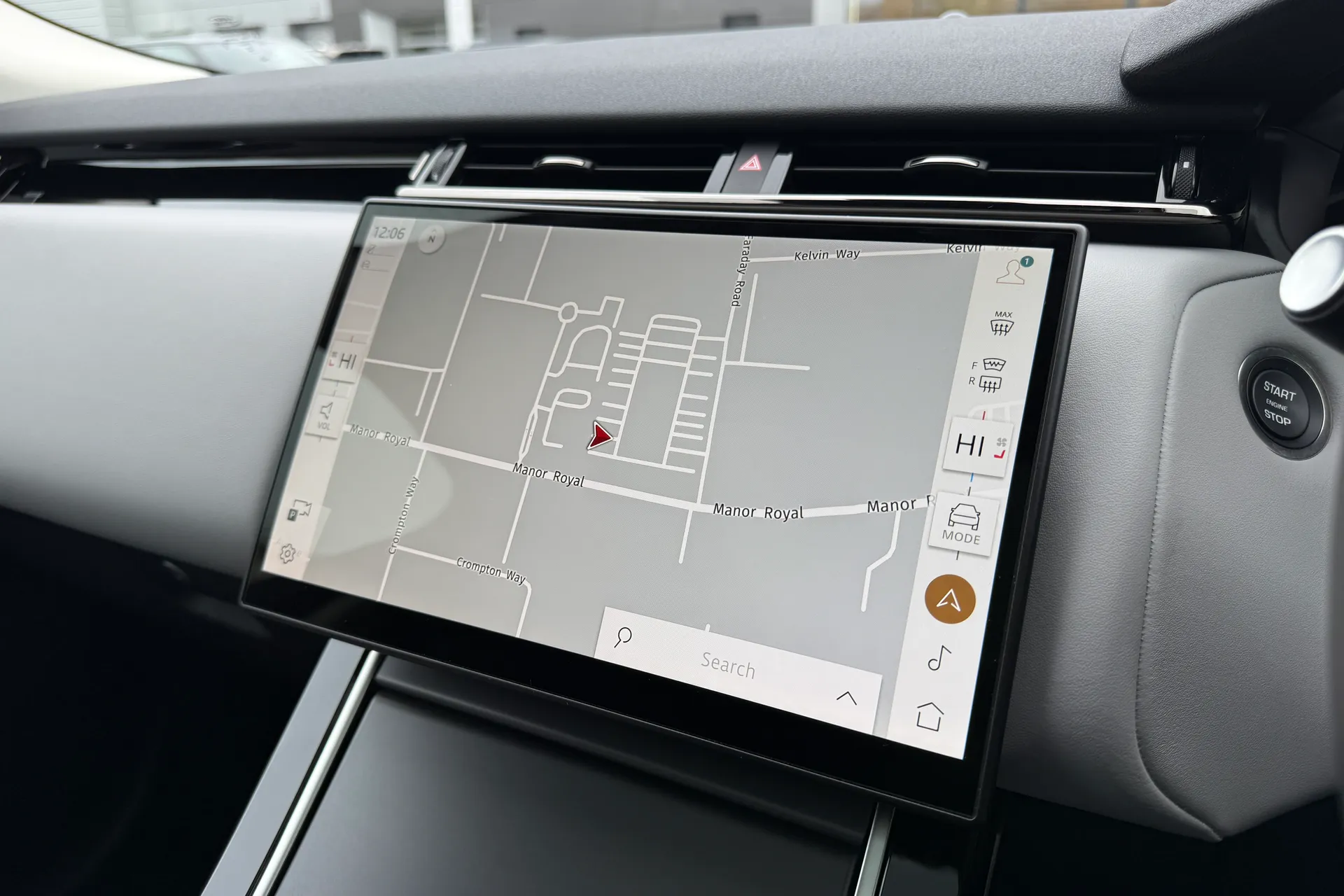 LAND ROVER RANGE ROVER VELAR thumbnail image number 6