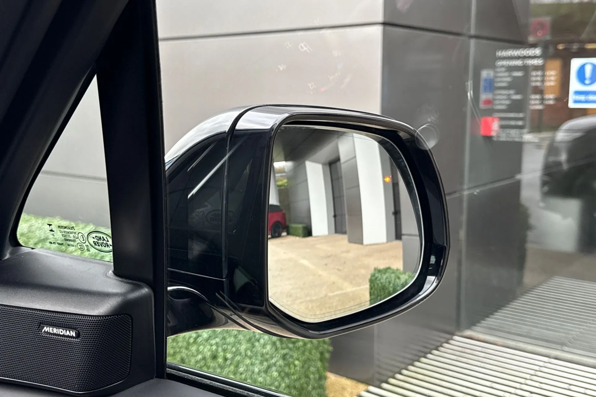 LAND ROVER RANGE ROVER SPORT thumbnail image number 14