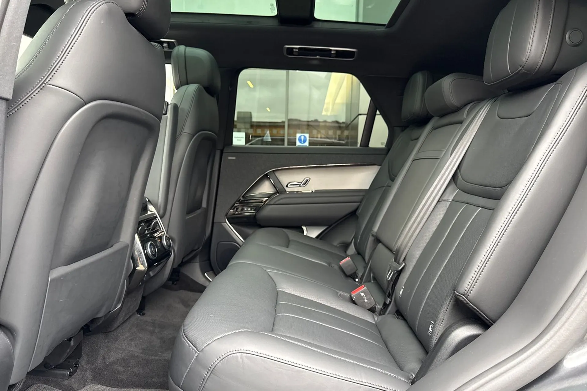 LAND ROVER RANGE ROVER SPORT thumbnail image number 57