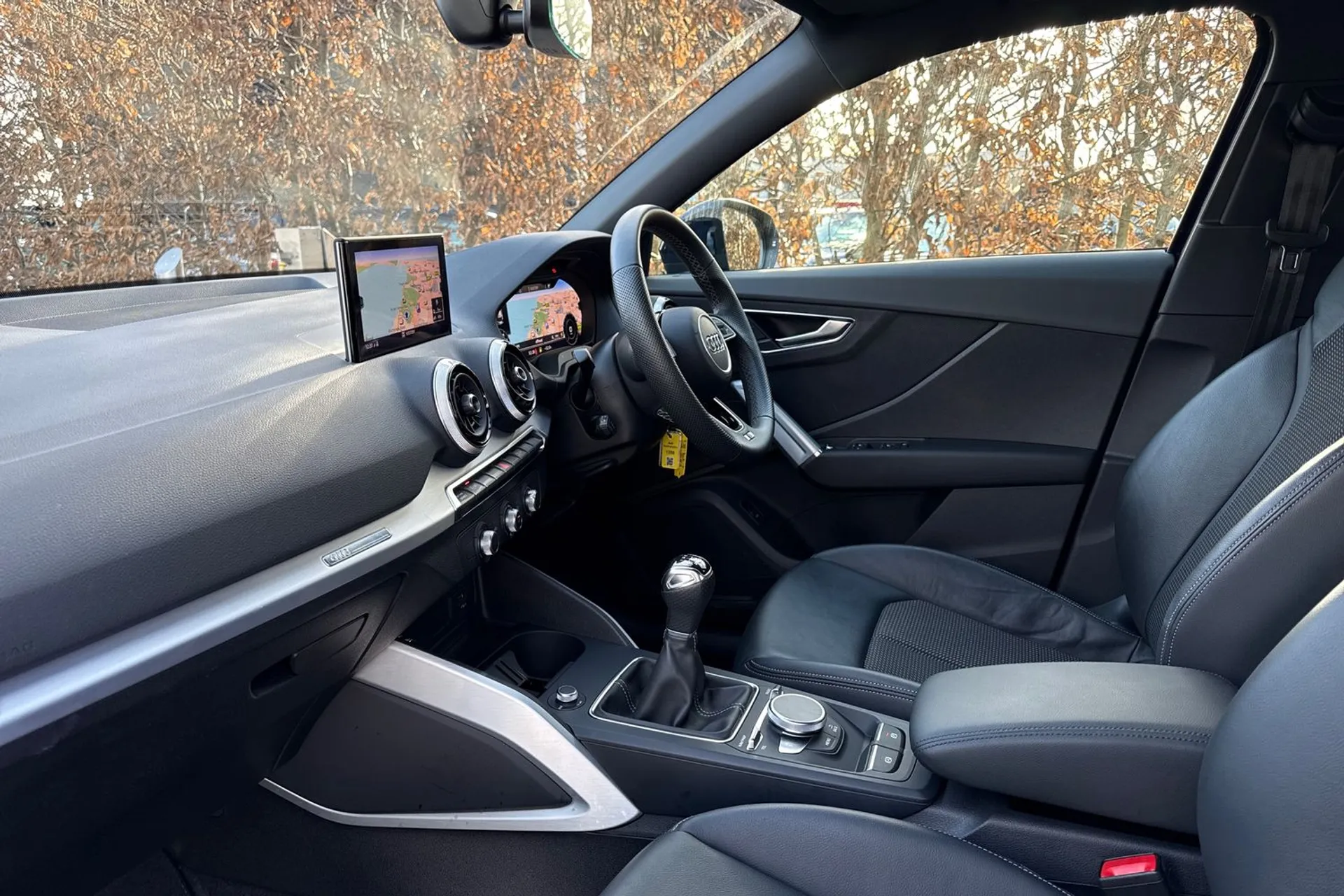 Audi Q2 thumbnail image number 31