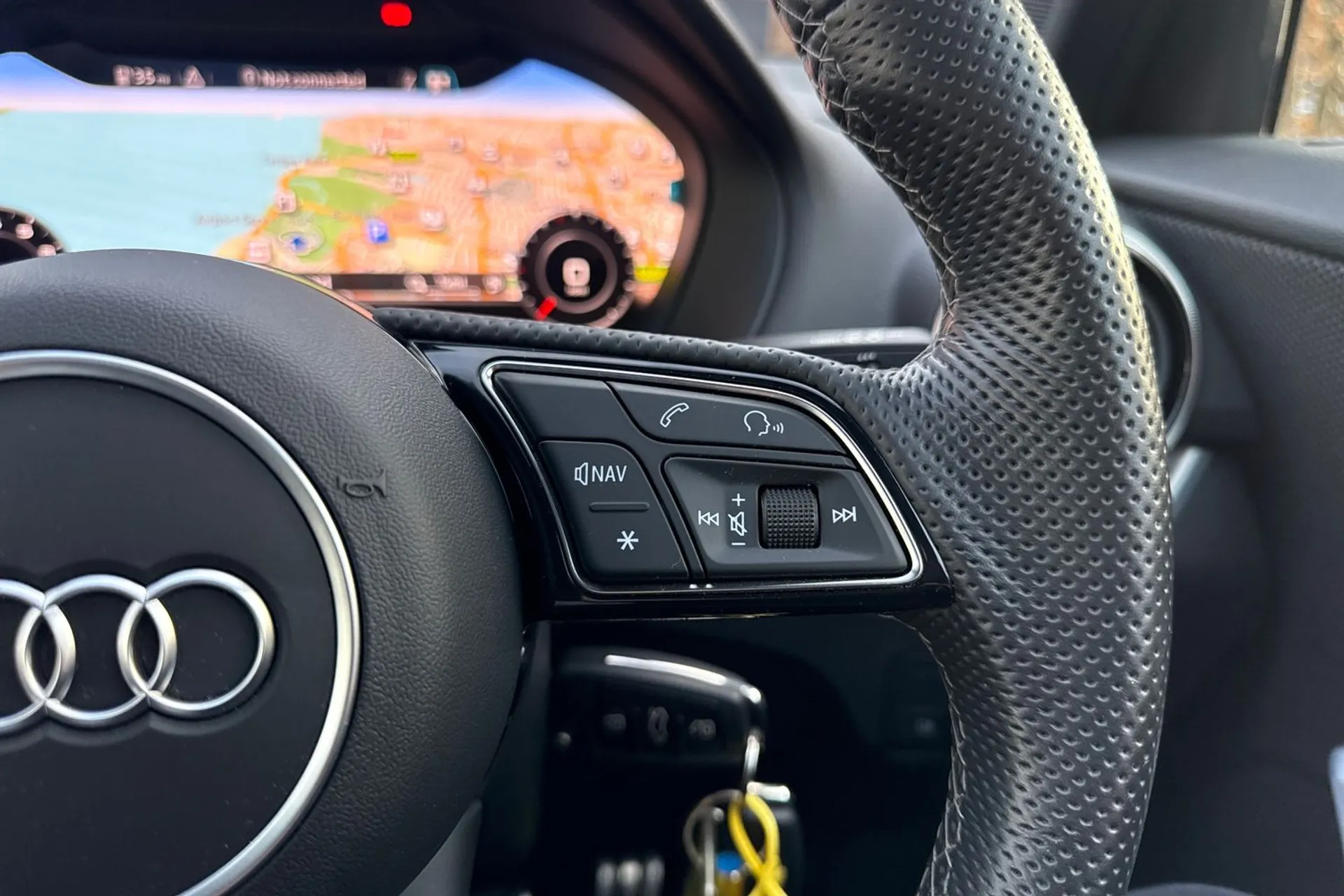 Audi Q2 thumbnail image number 43