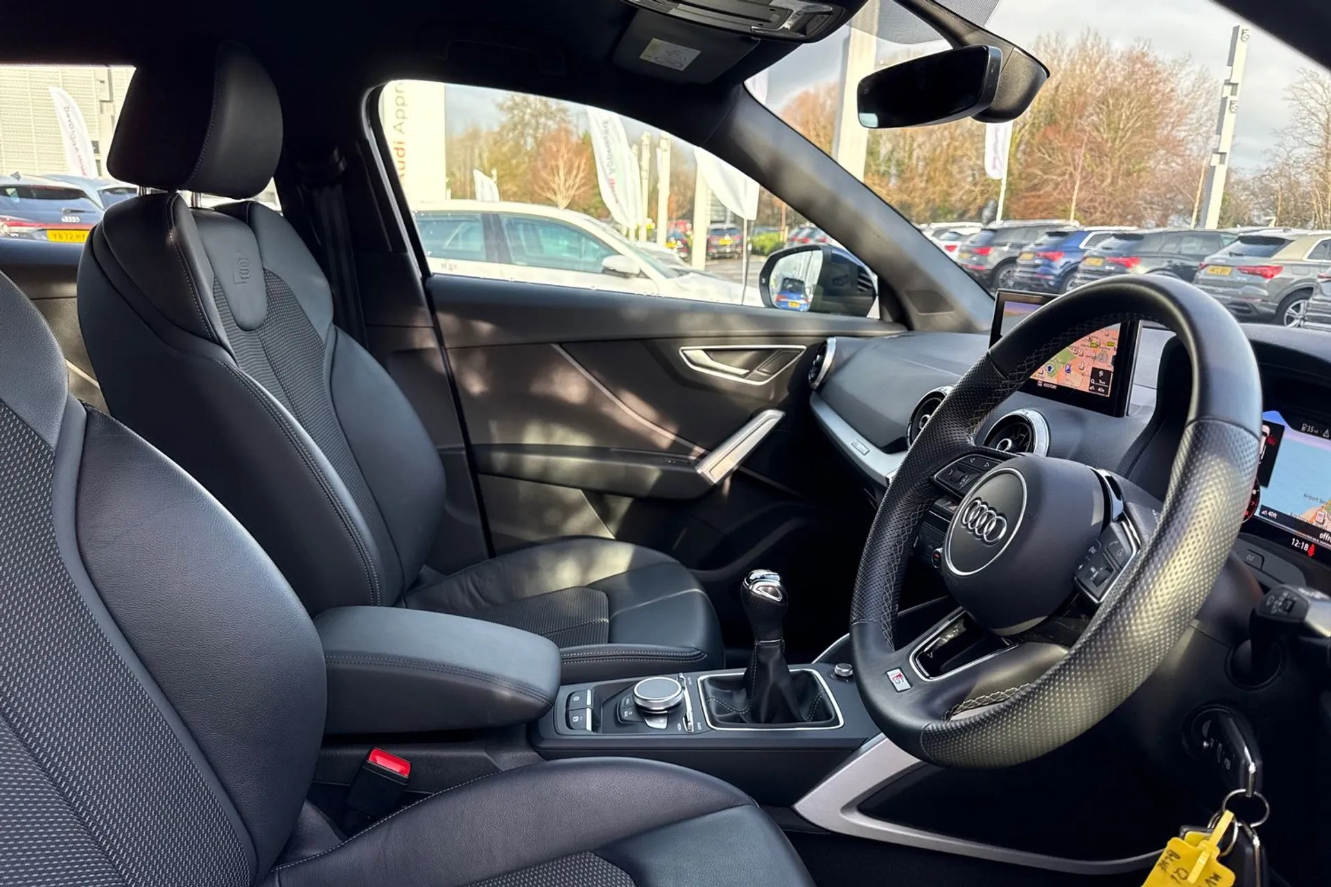 Audi Q2 thumbnail image number 27