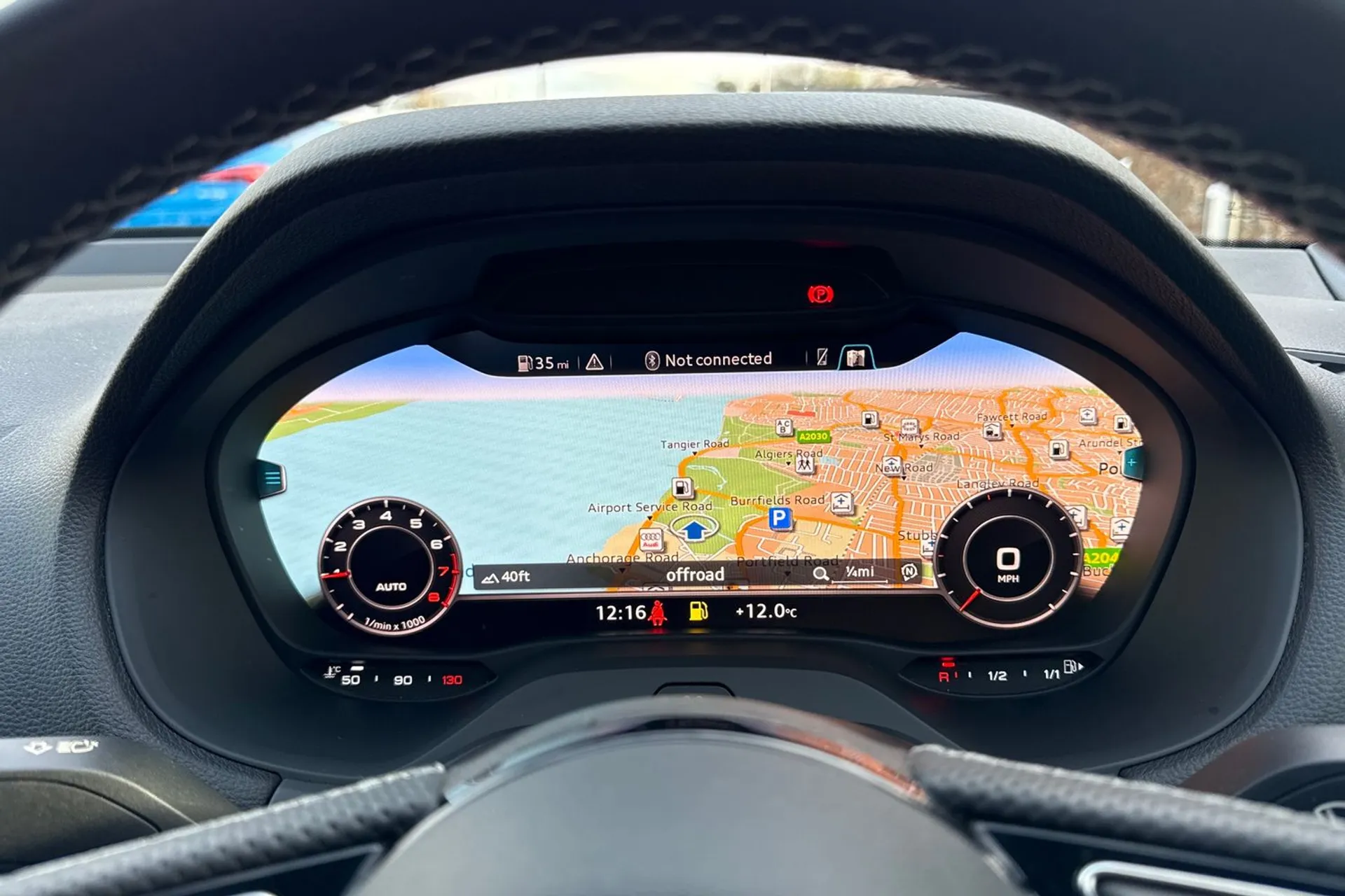 Audi Q2 thumbnail image number 21