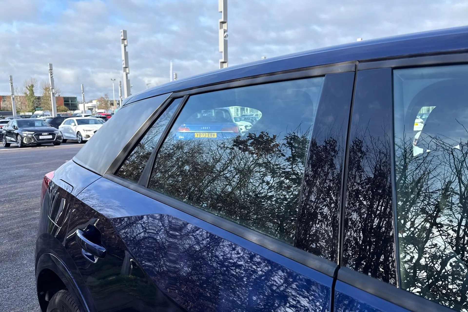 Audi Q2 thumbnail image number 14