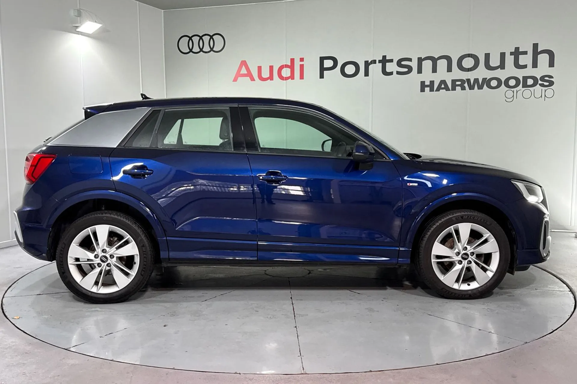 Audi Q2 thumbnail image number 2