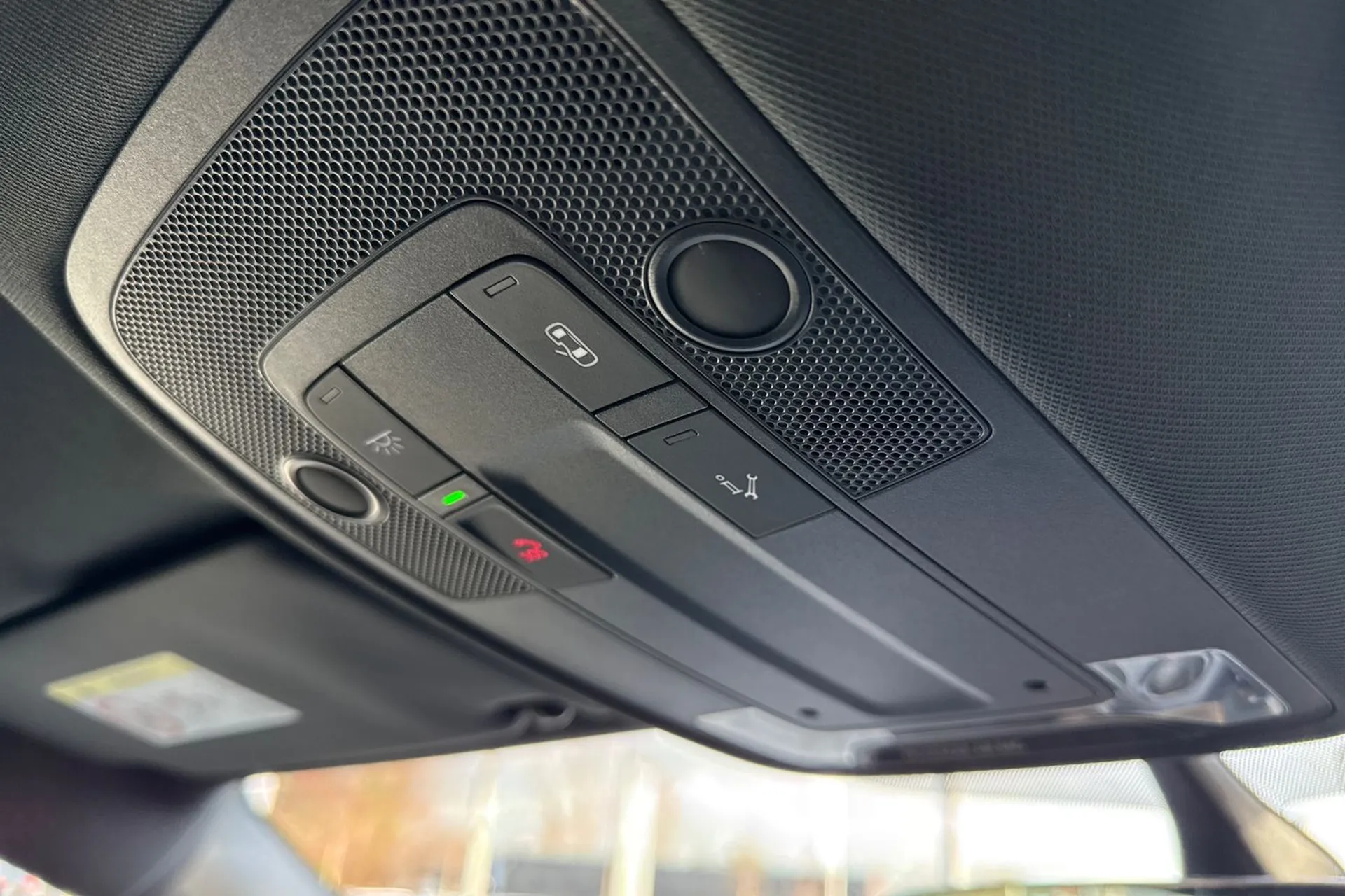 Audi Q2 thumbnail image number 38