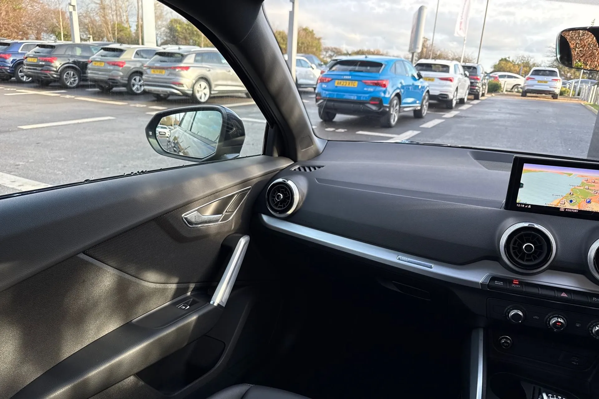 Audi Q2 thumbnail image number 39