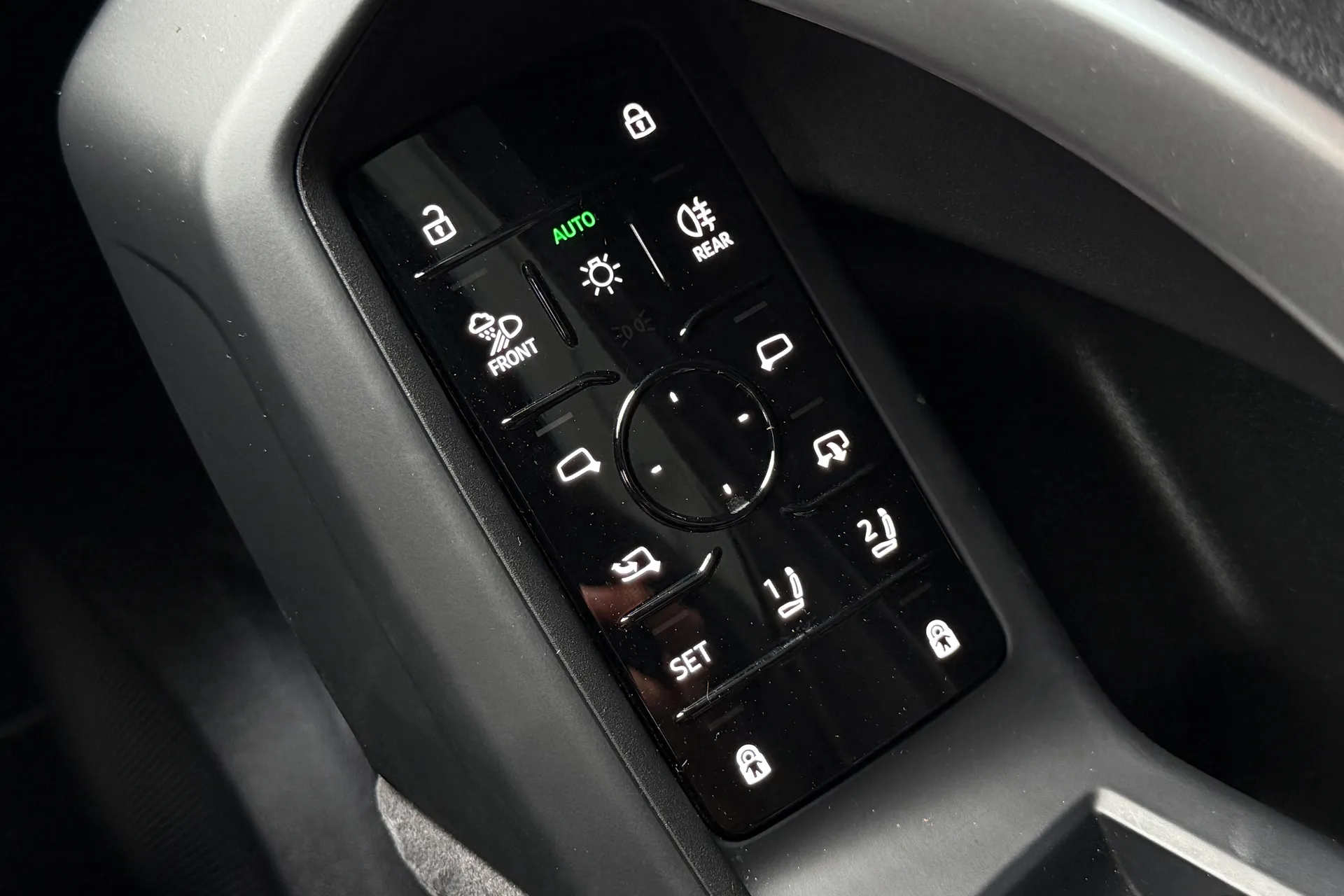 Audi Q5 thumbnail image number 14