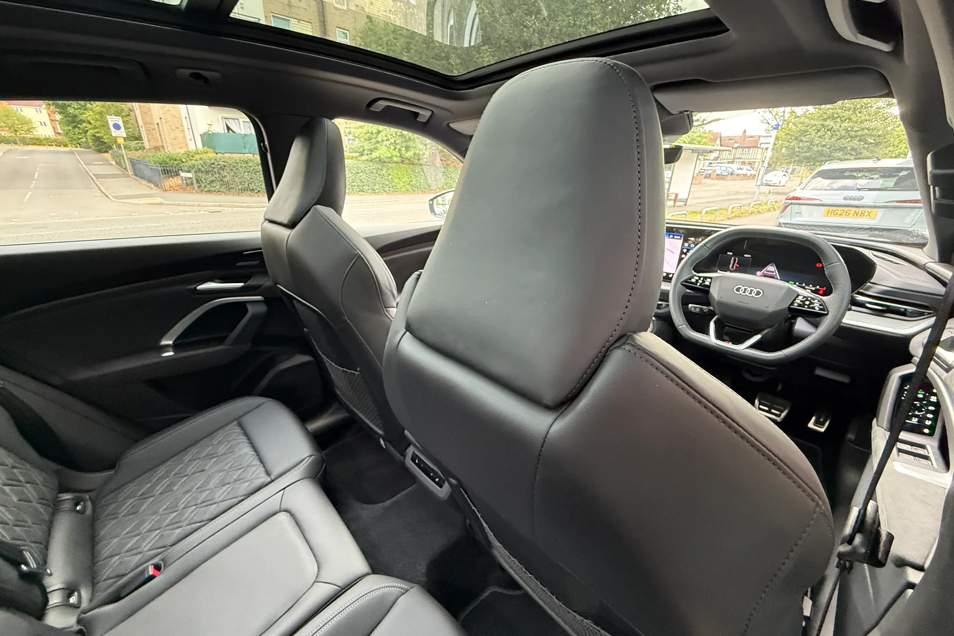 Audi Q5 thumbnail image number 32