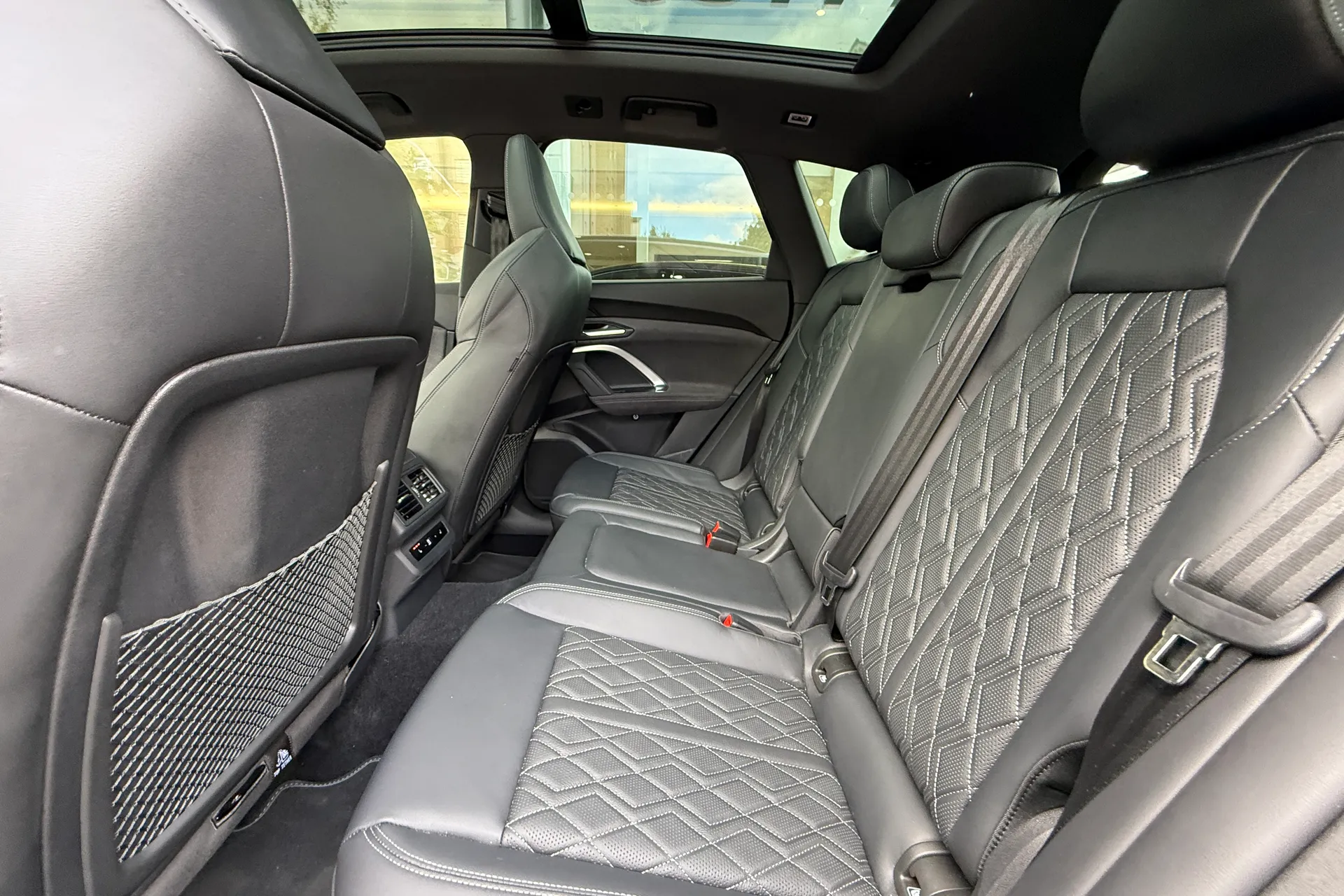 Audi Q5 thumbnail image number 46