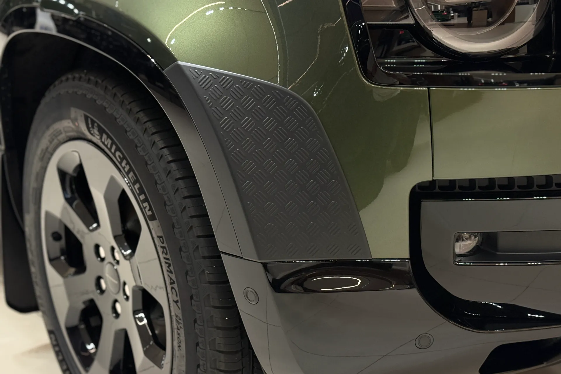 LAND ROVER Defender 90 thumbnail image number 17