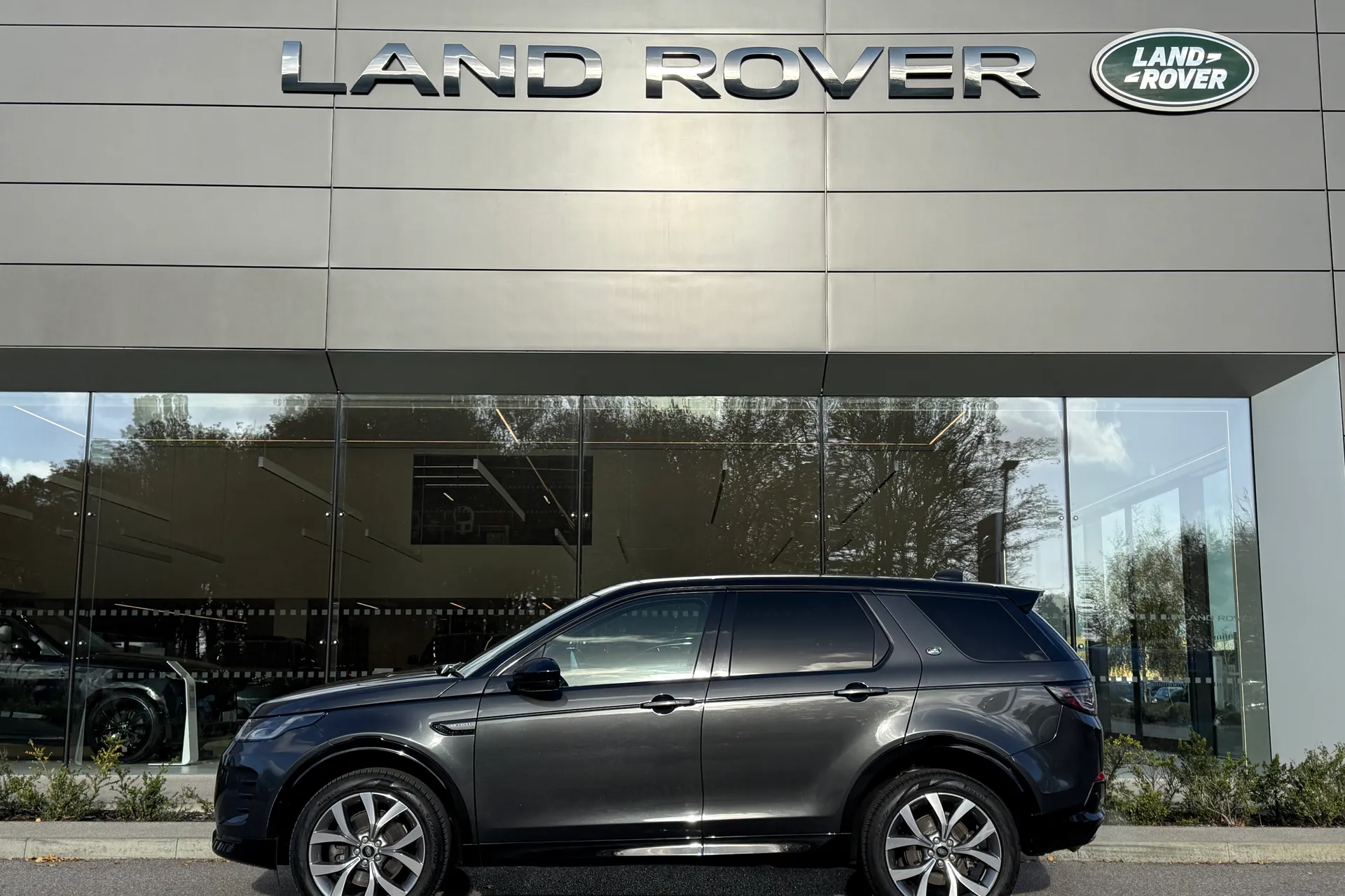 LAND ROVER DISCOVERY SPORT thumbnail image number 8