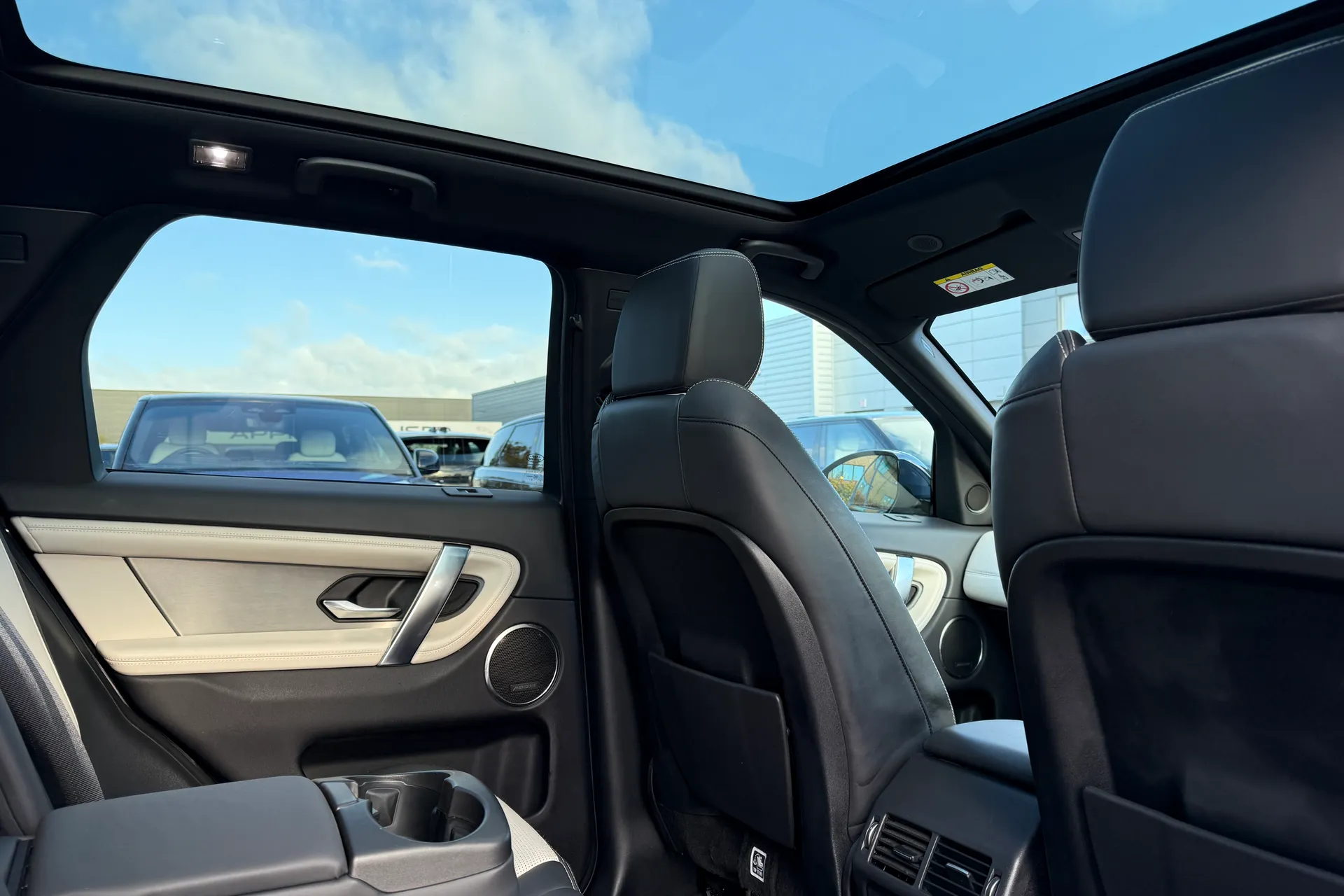 LAND ROVER DISCOVERY SPORT thumbnail image number 35