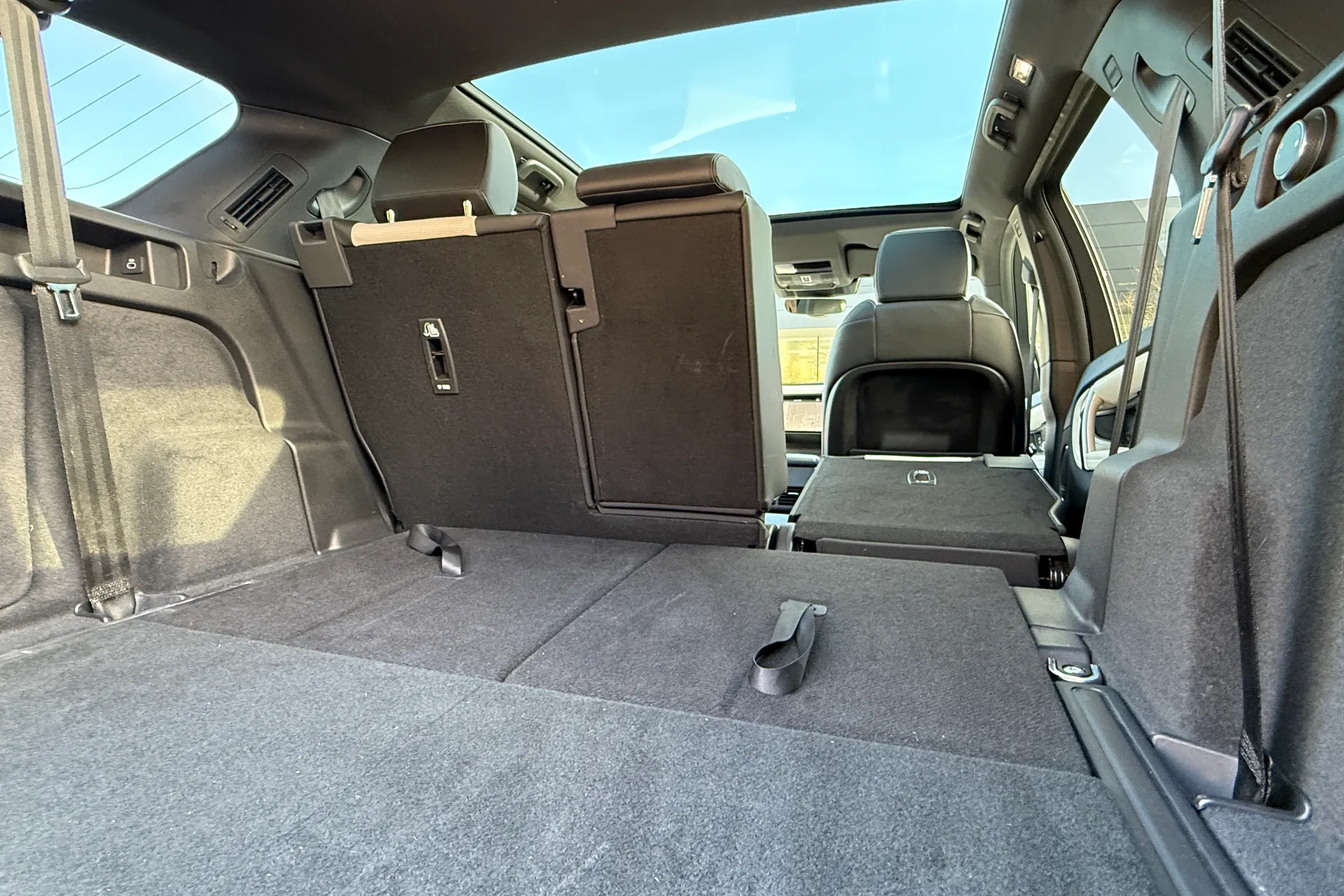 LAND ROVER DISCOVERY SPORT thumbnail image number 32