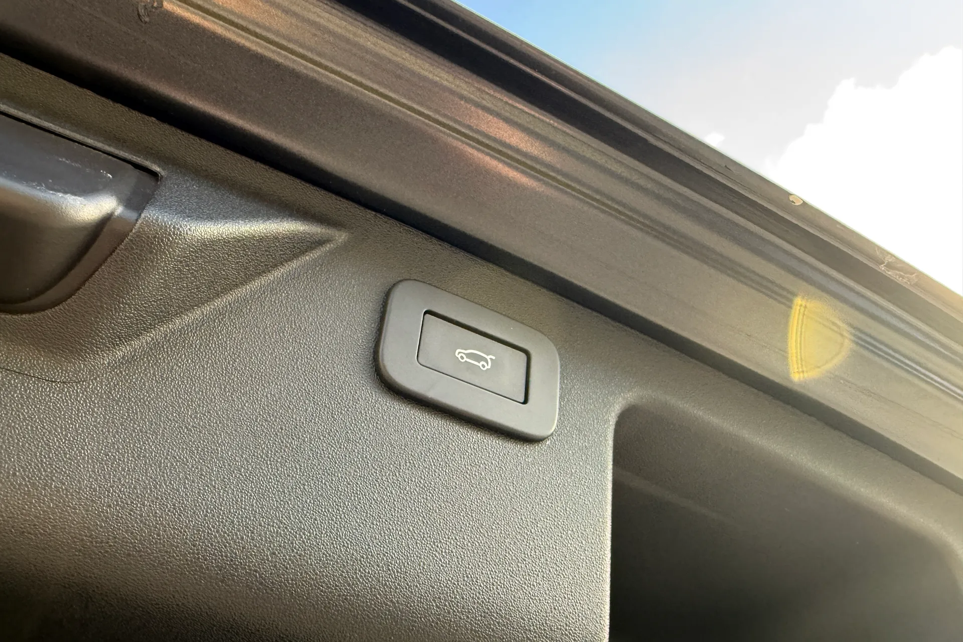 LAND ROVER DISCOVERY SPORT thumbnail image number 28