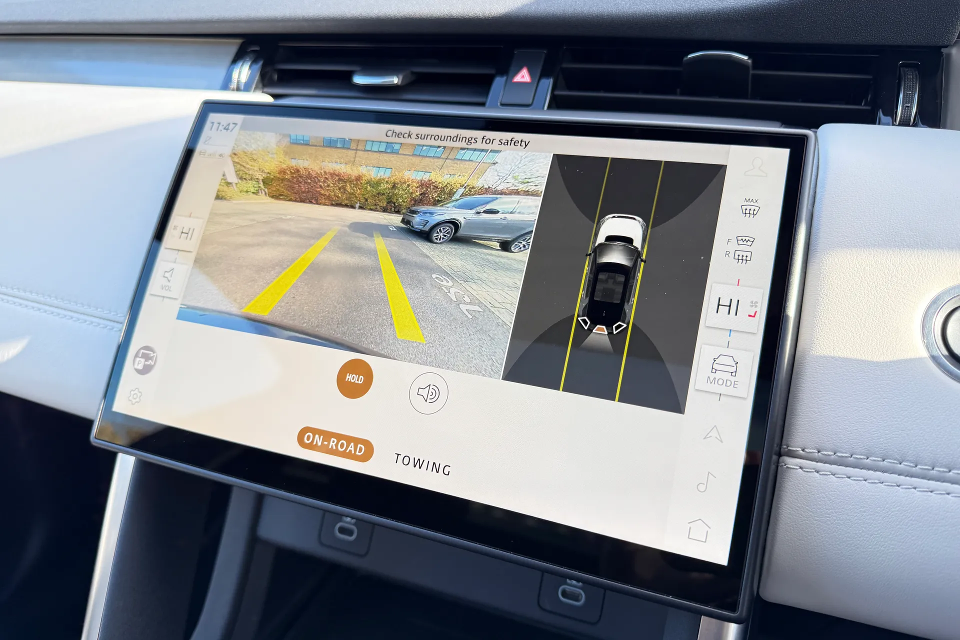 LAND ROVER DISCOVERY SPORT thumbnail image number 6