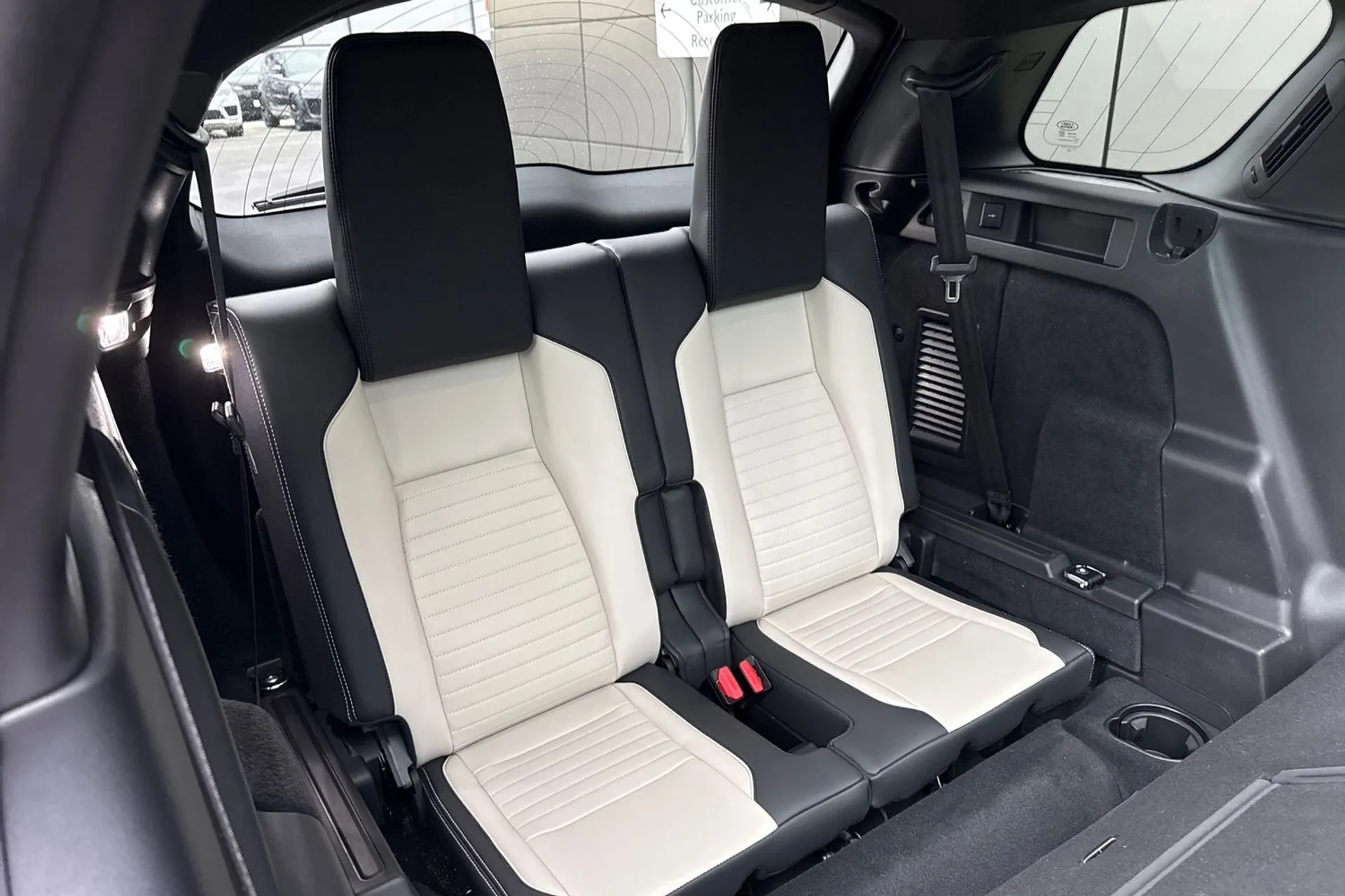 LAND ROVER DISCOVERY SPORT thumbnail image number 47