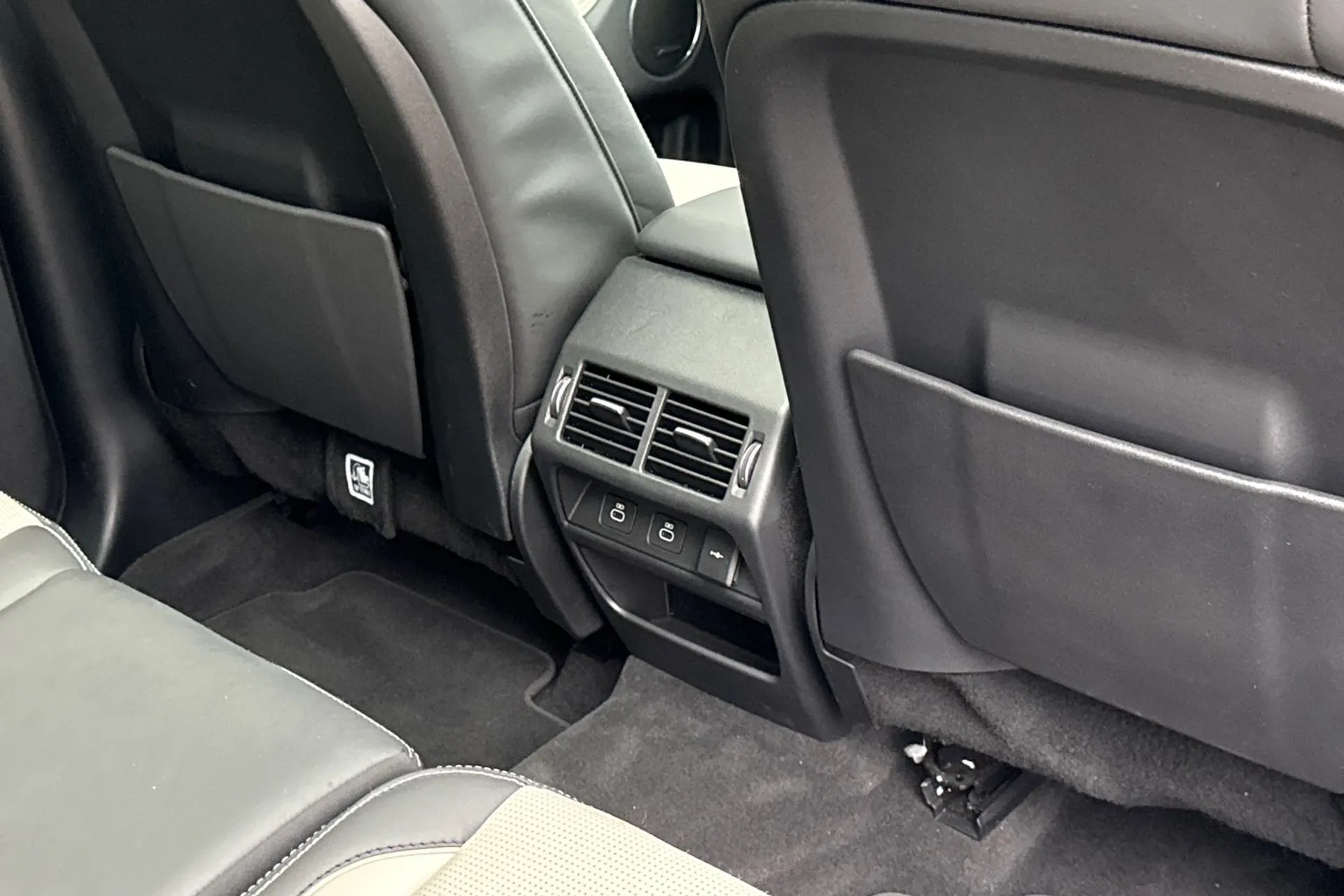 LAND ROVER DISCOVERY SPORT thumbnail image number 53