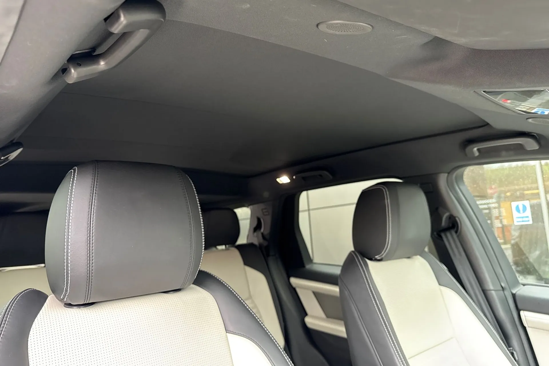 LAND ROVER DISCOVERY SPORT thumbnail image number 12