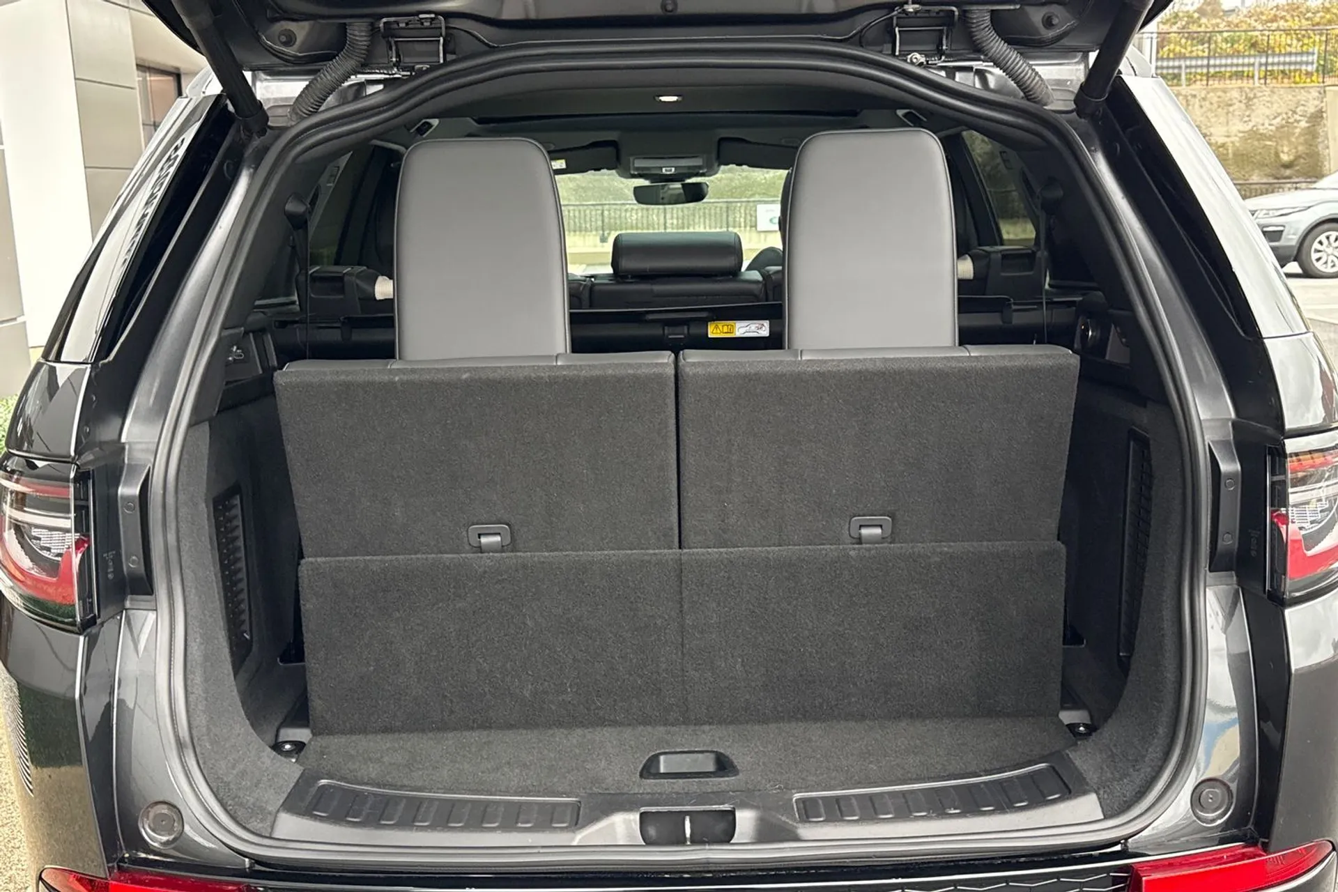 LAND ROVER DISCOVERY SPORT thumbnail image number 46