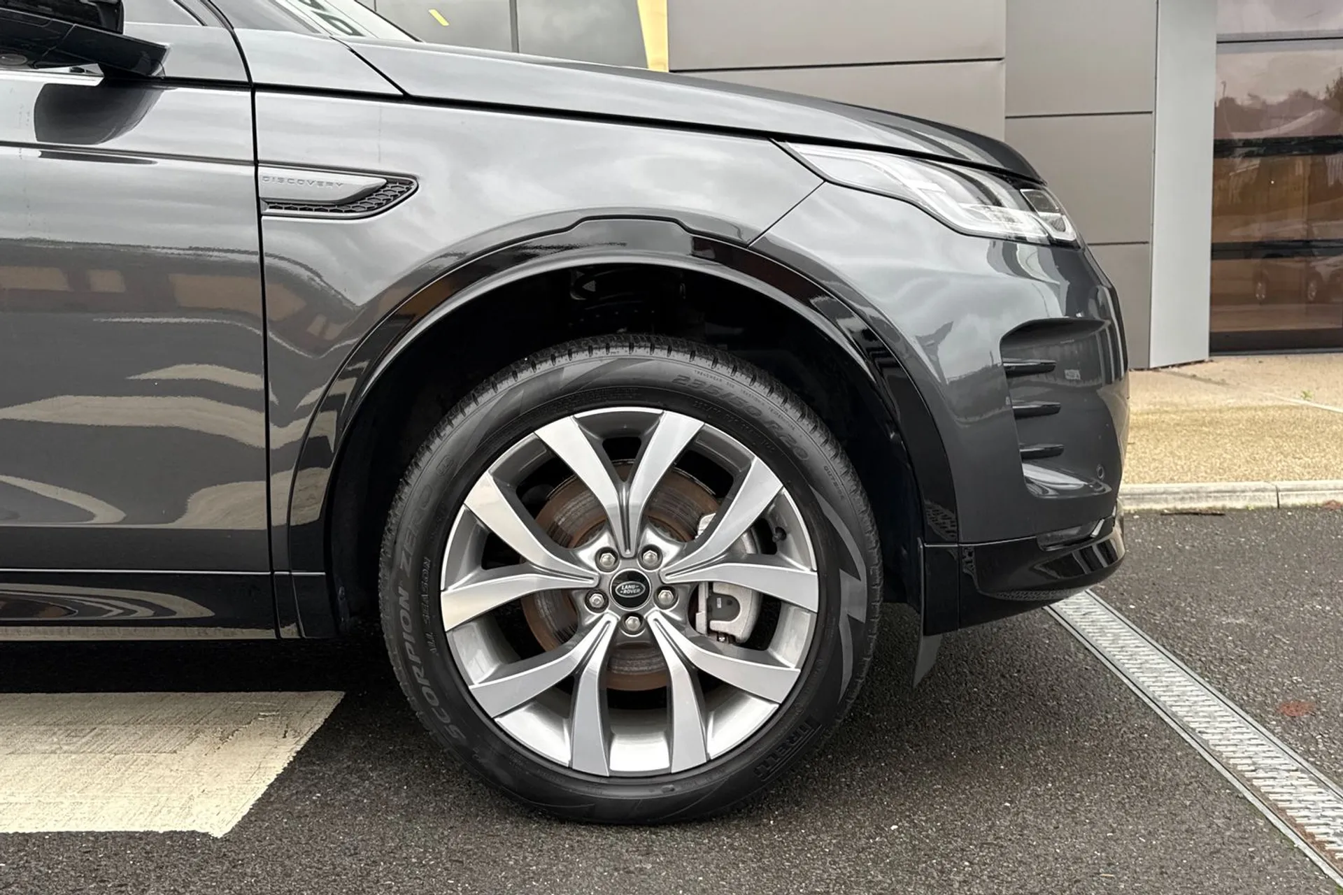 LAND ROVER DISCOVERY SPORT thumbnail image number 18