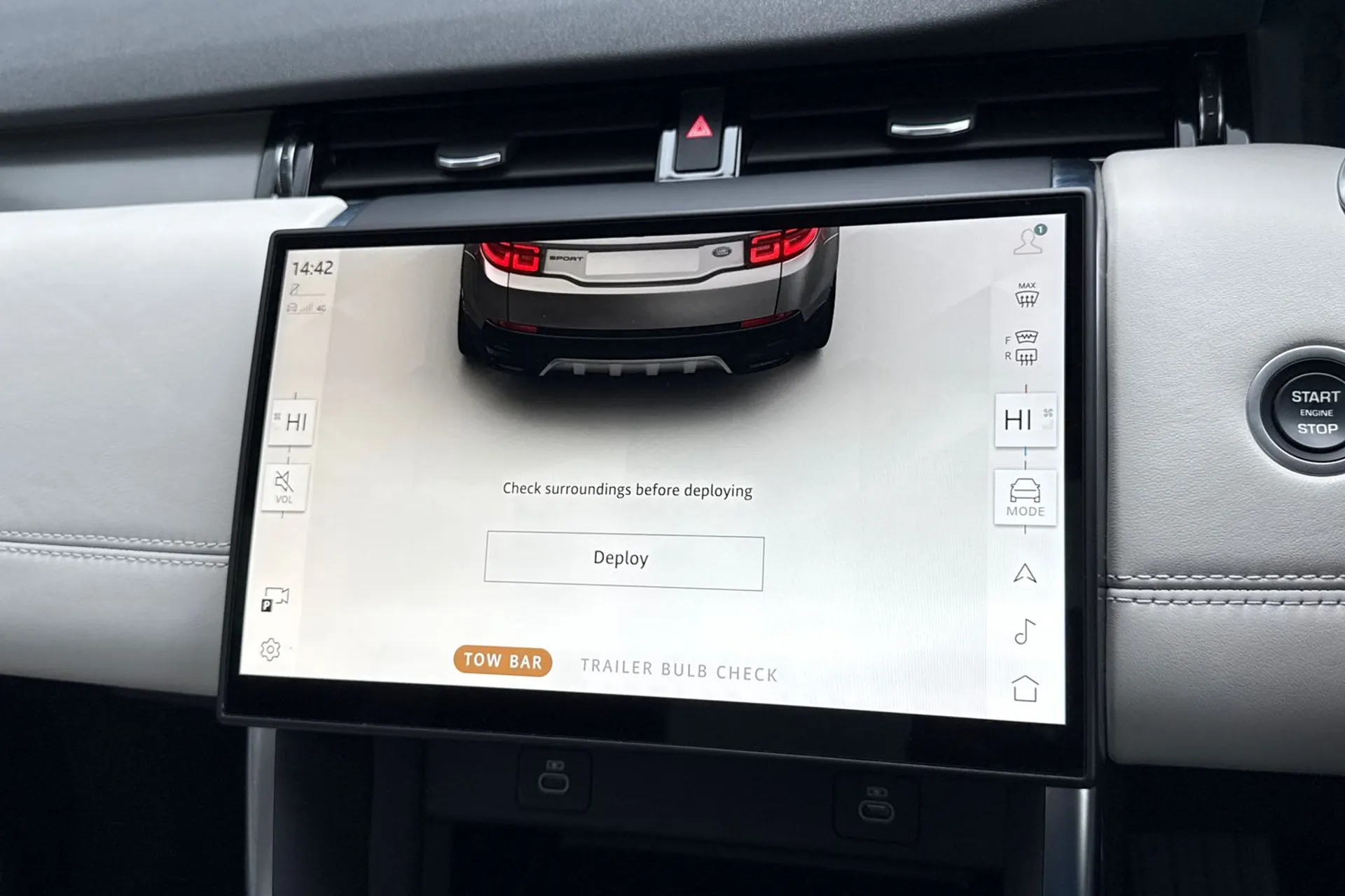 LAND ROVER DISCOVERY SPORT thumbnail image number 9