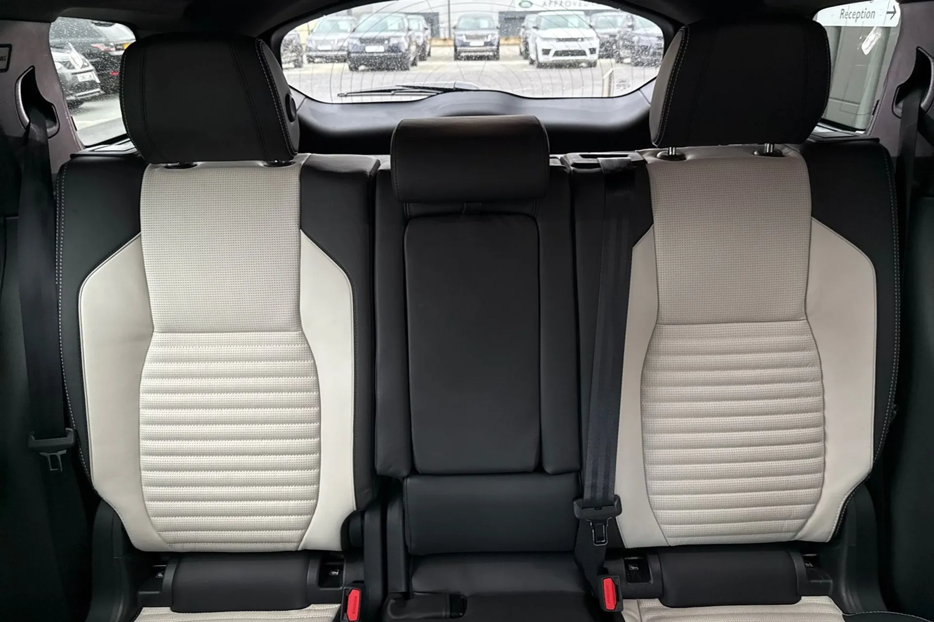 LAND ROVER DISCOVERY SPORT thumbnail image number 52