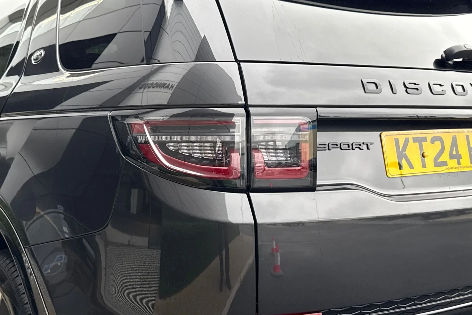 LAND ROVER DISCOVERY SPORT thumbnail image number 43