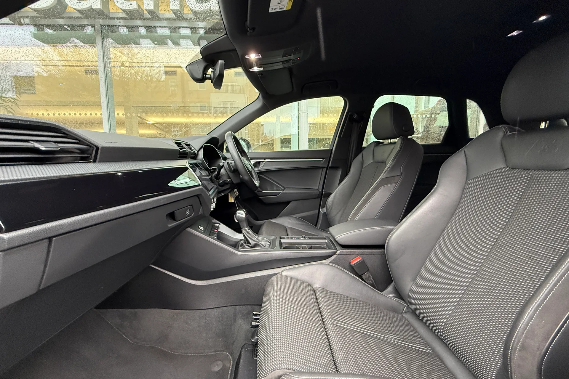 Audi Q3 thumbnail image number 53